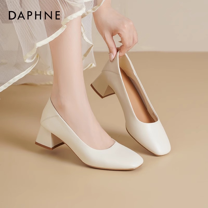 达芙妮高跟鞋女粗跟2025新款夏季不累脚软底皮鞋百搭气质单鞋女