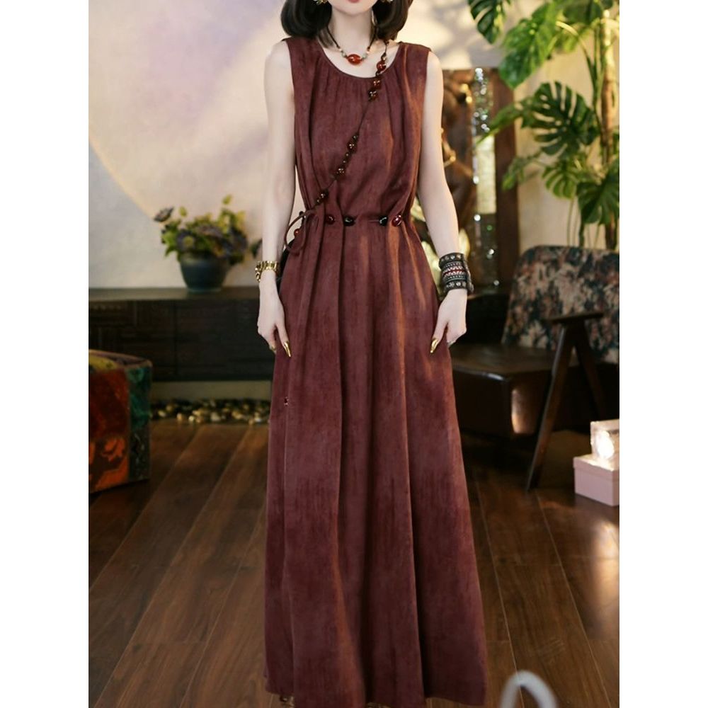 时尚极简风显瘦无袖长裙女2025夏季新款气质优雅遮肚子纯色连衣裙