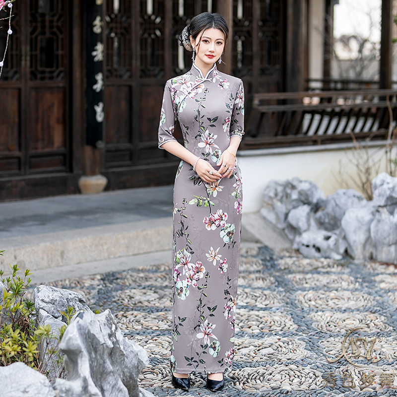 2025走秀高档显瘦旗袍民国风高个子夏季修身长款年轻演出优雅新款