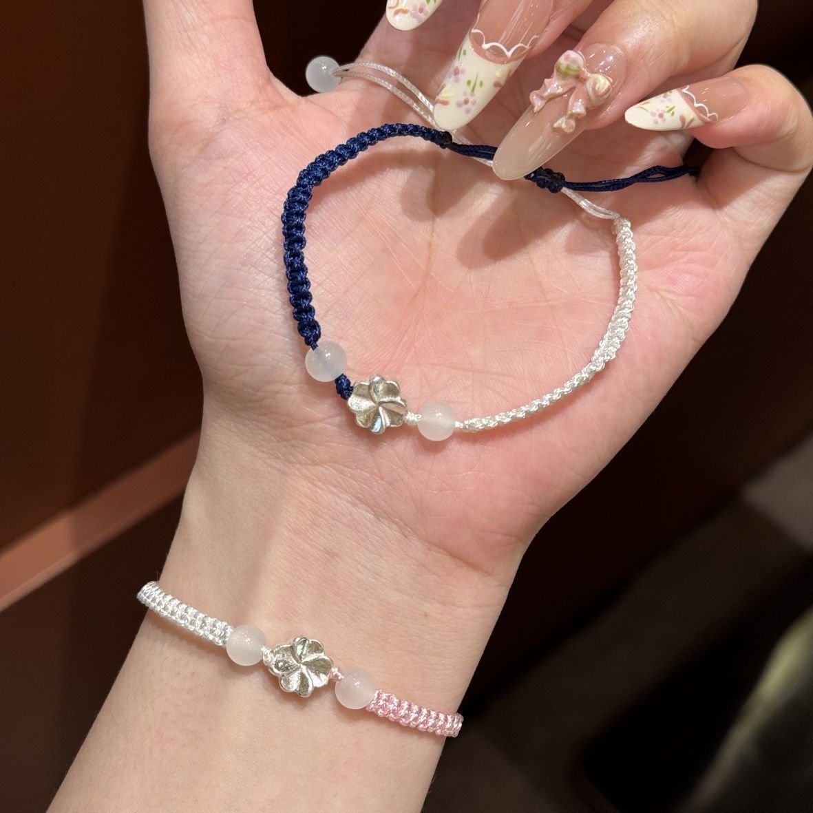 可爱四叶草手链手工编制拼色情侣闺蜜手绳送女友