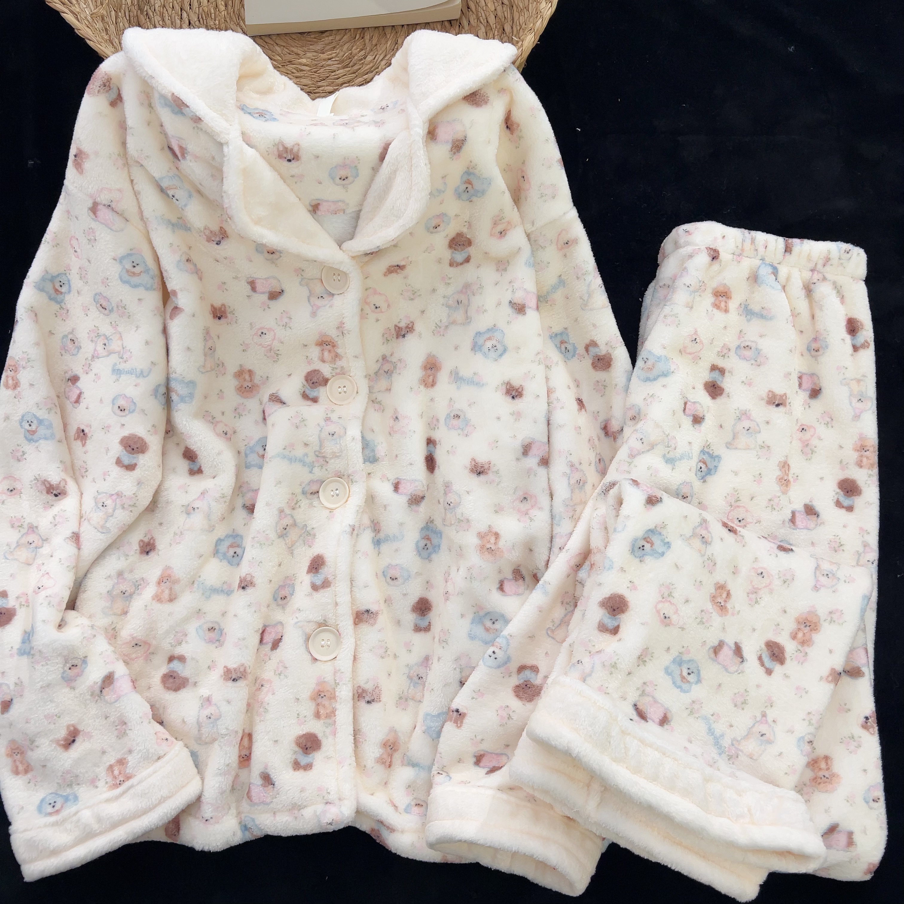 泡芙小狗睡衣女冬季甜美可爱少女加厚新款法兰绒套装可外穿家居服