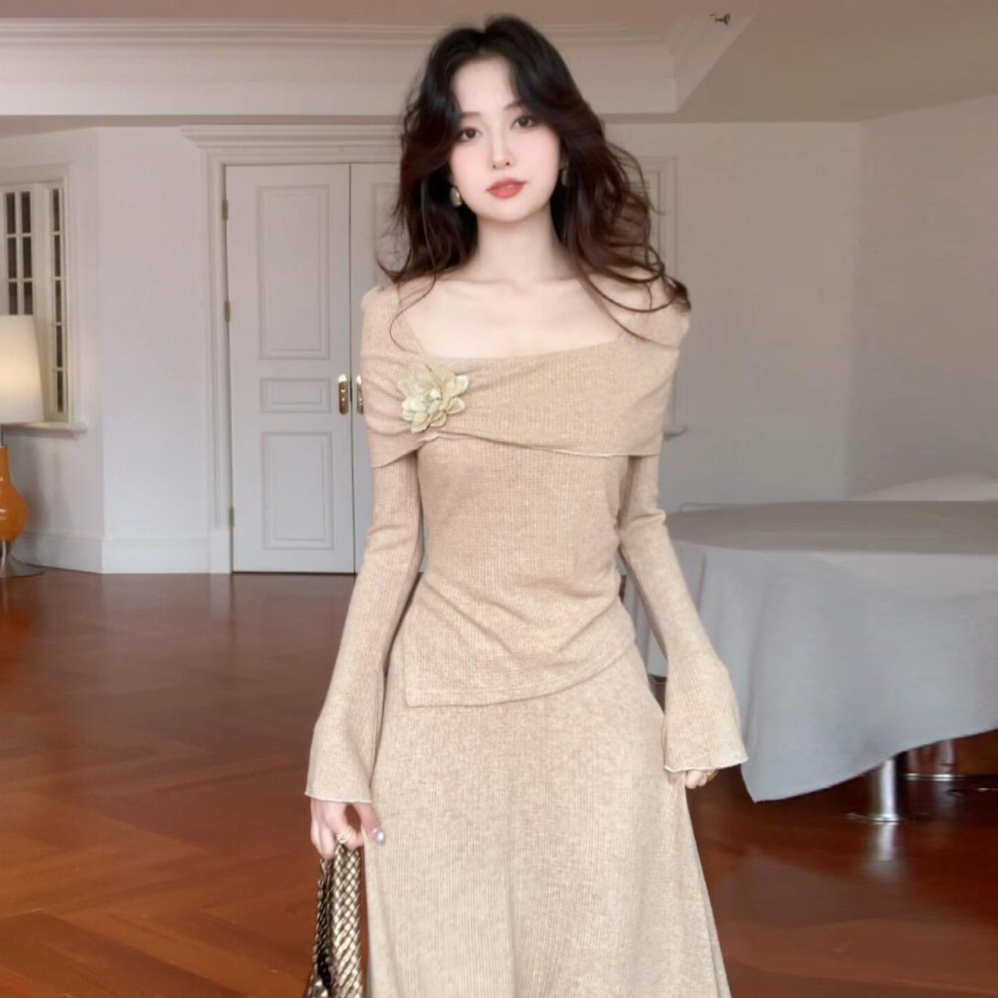 法式气质针织连衣裙女秋冬2025新款巨好看韩系穿搭一整套长裙套装