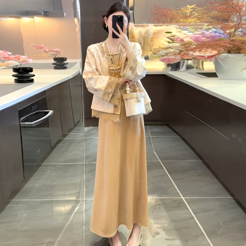 新中式国风休闲拼接套装女2026春秋新款刺绣盘扣上衣半身裙两件套