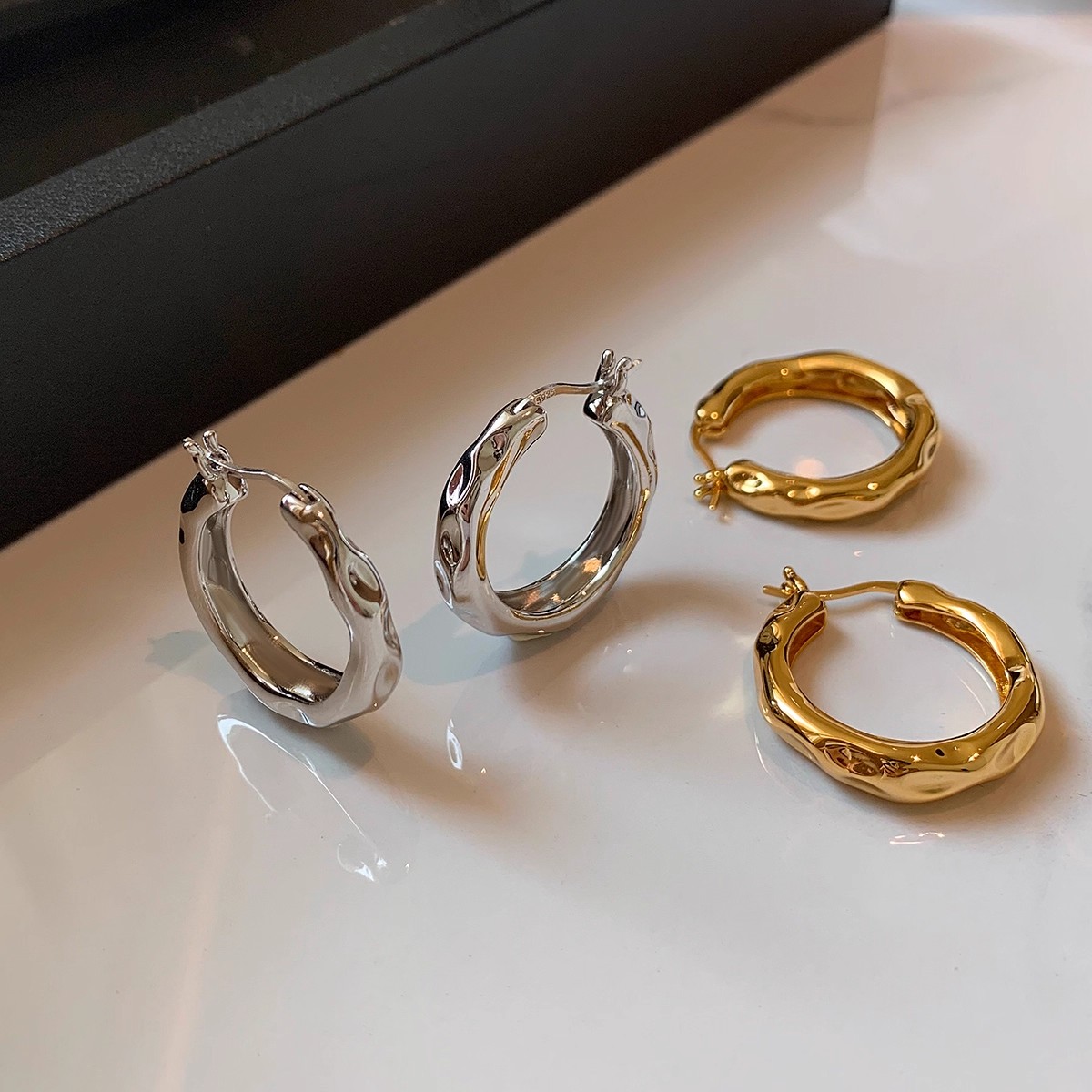 925纯银金属素圈耳环圈圈女高级感轻奢2025新爆款金银色秋冬耳饰