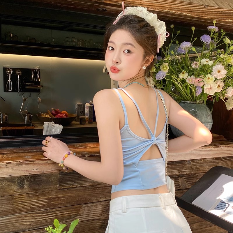 浅蓝色小吊带胸垫女装内搭2025夏新款设计感绝美背心漂亮上衣外穿