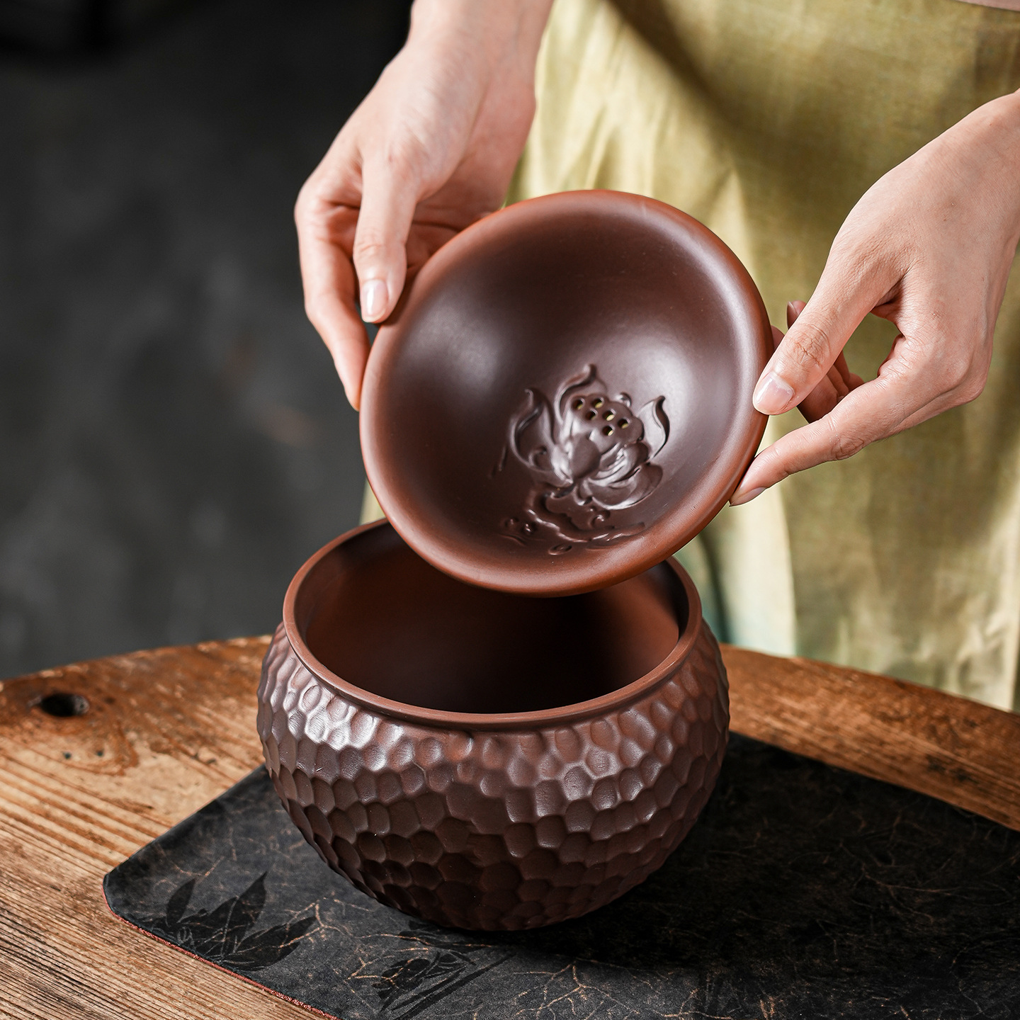 紫陶荷韵茶渣缸带盖茶道配件云南大容量废水桶中式复古杯洗茶具