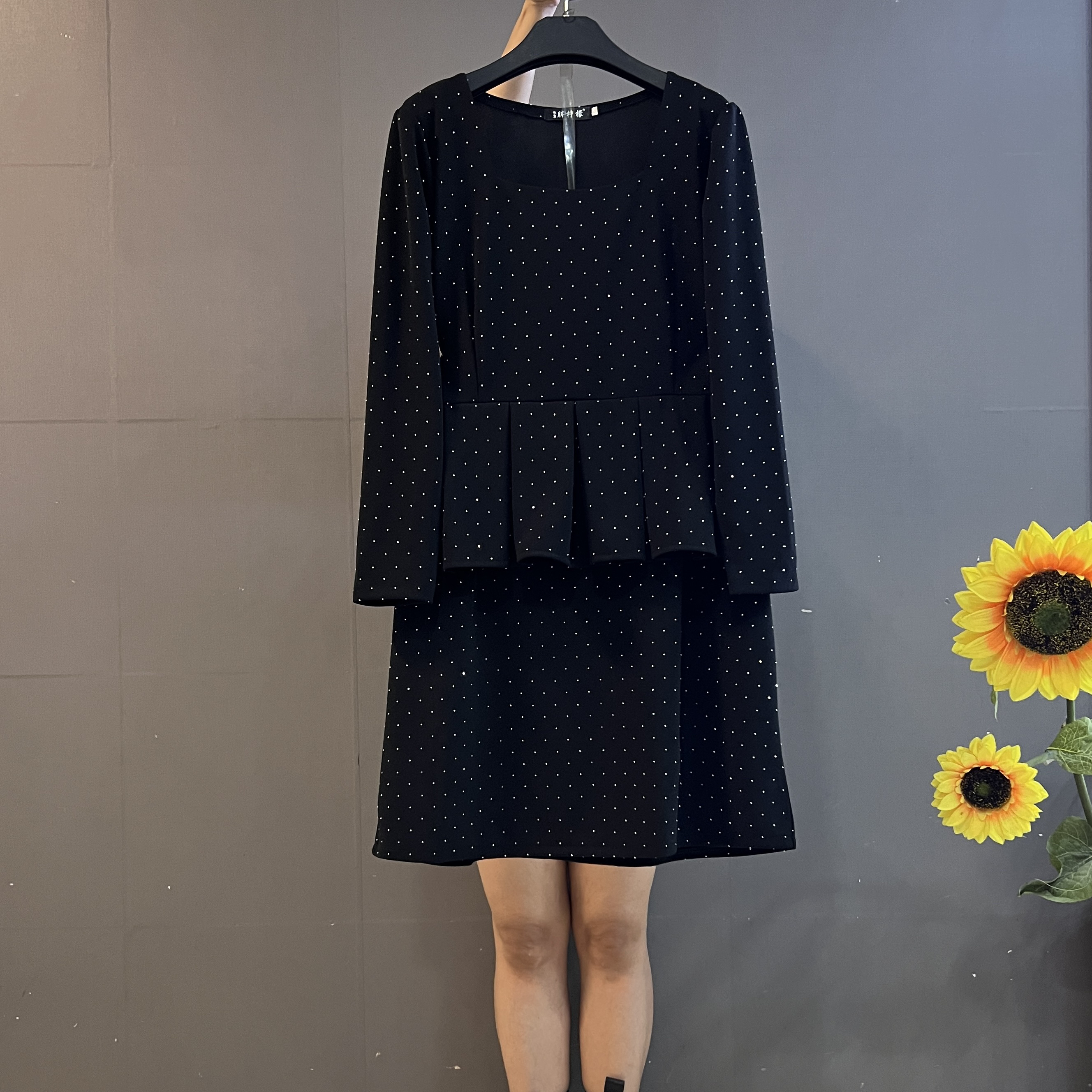 新款高级感时尚拼接假两件收腰显瘦气质连衣裙