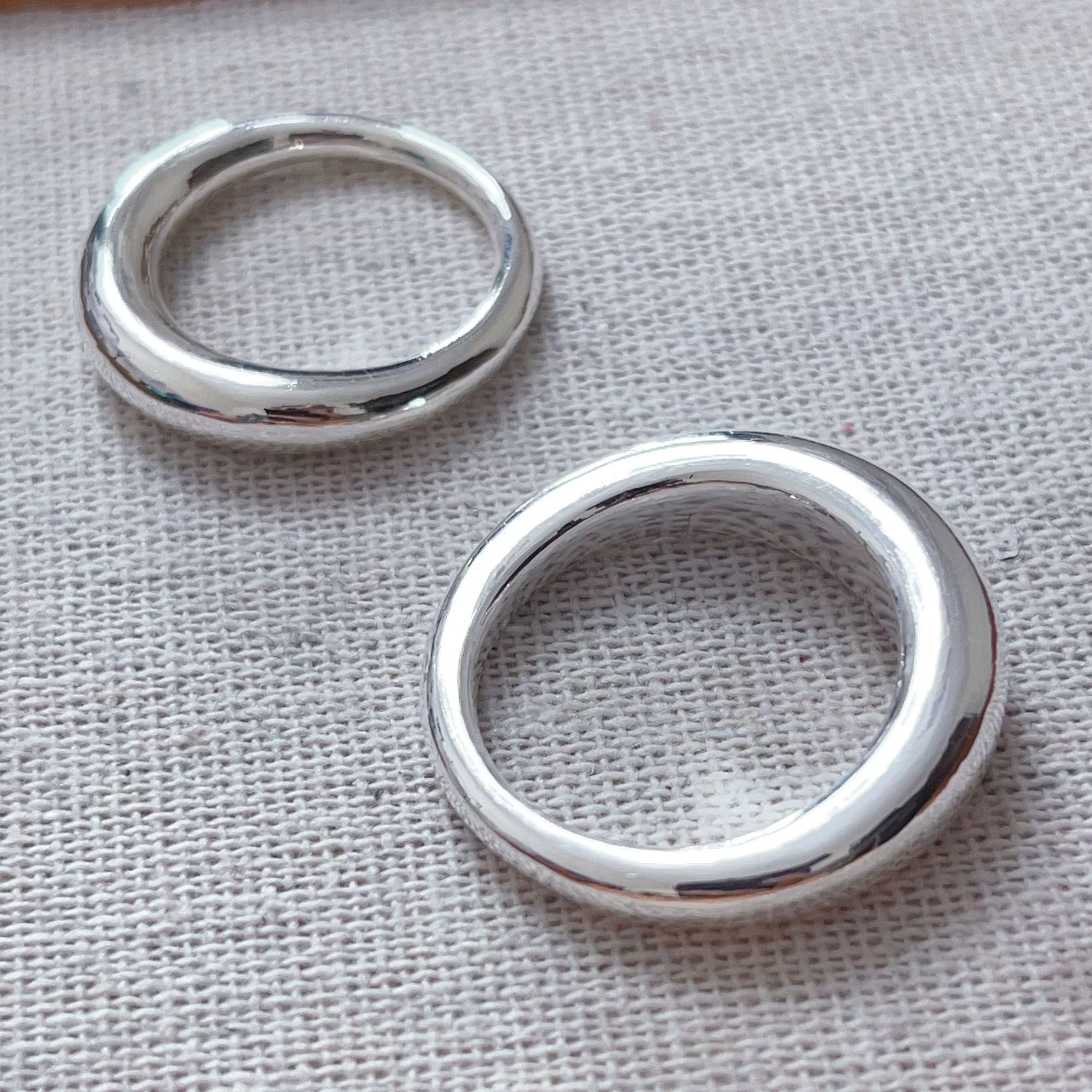 足银戒指 足银999面包戒指闭口光面渐变泥鳅背素圈实心定制