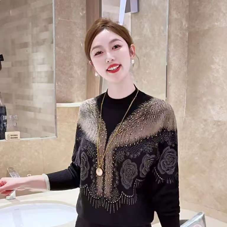 圆领宽松型落肩袖印花针织衫宽松气质加绒时尚