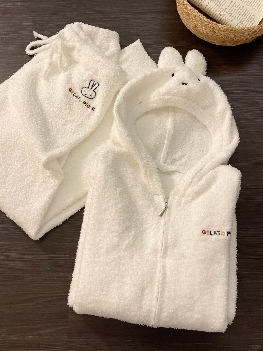可爱毛绒兔连帽半边绒睡衣女冬季加厚毛绒针织开衫长裤家居服套装