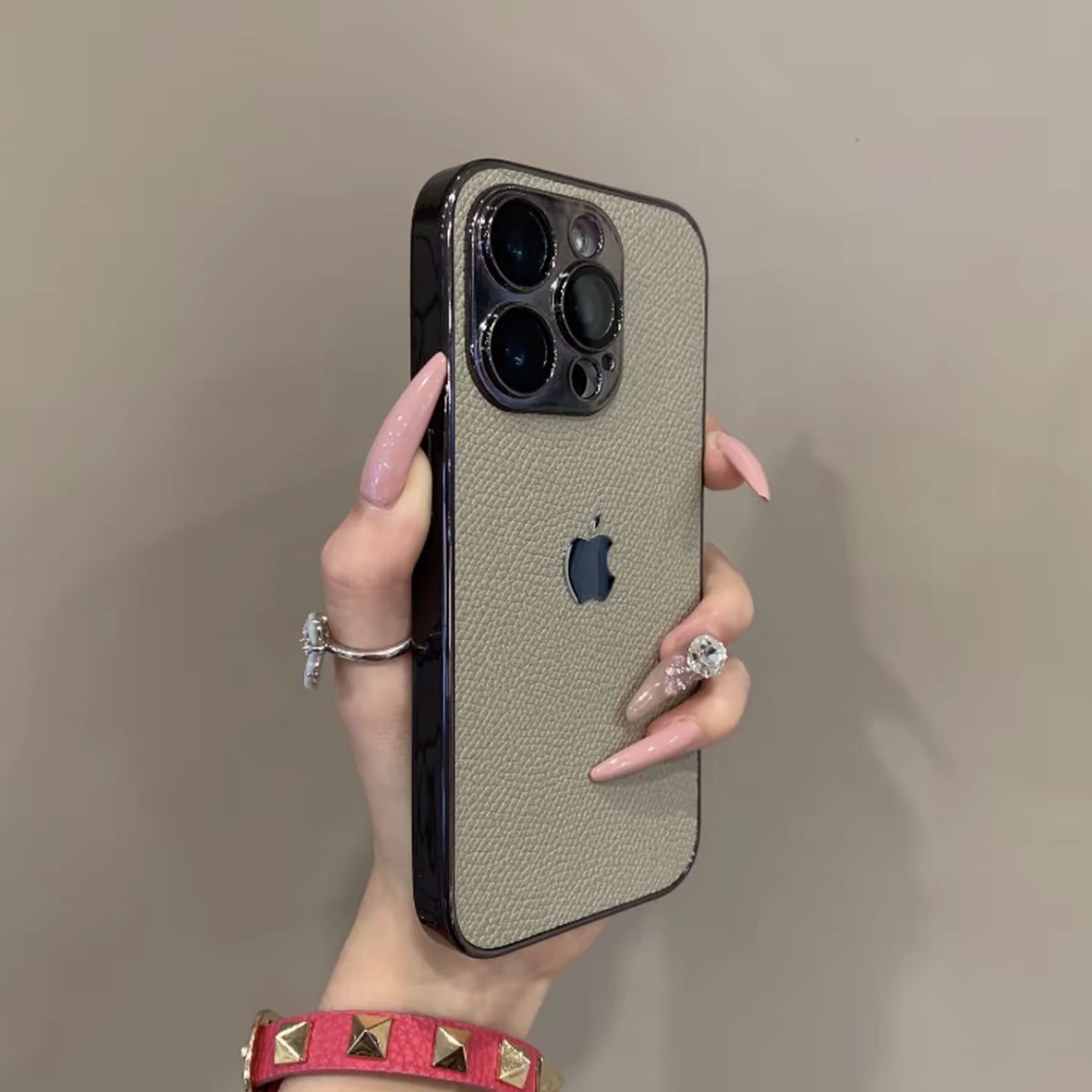 小众纯色荔枝纹适用iPhone15Promax苹果16手机壳13带镜头膜15硬12