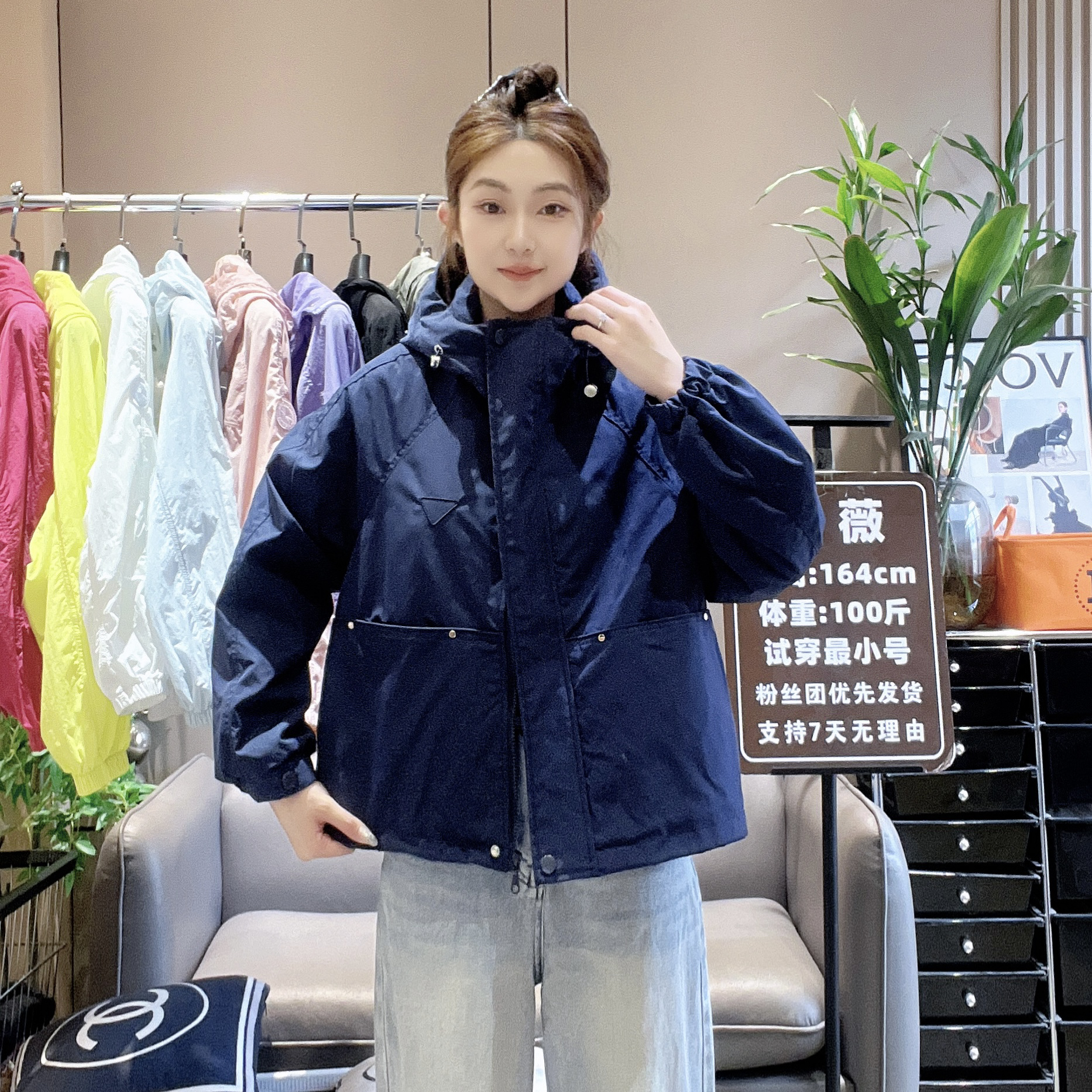 秋冬保暖薄棉拉链厚款连帽常规通勤短外套户外韩版宽松2609