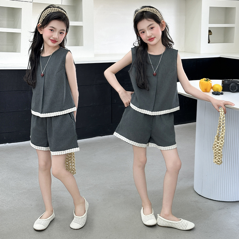 女童夏装背心灯笼裤两件套2025新款中大童洋气时髦儿童休闲套装潮