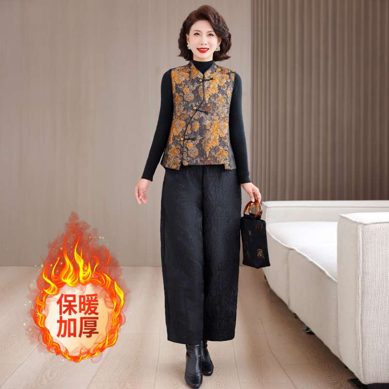 2025新款新中式国风马甲提花高端洋气百搭夹棉加厚马夹阔腿裤套装