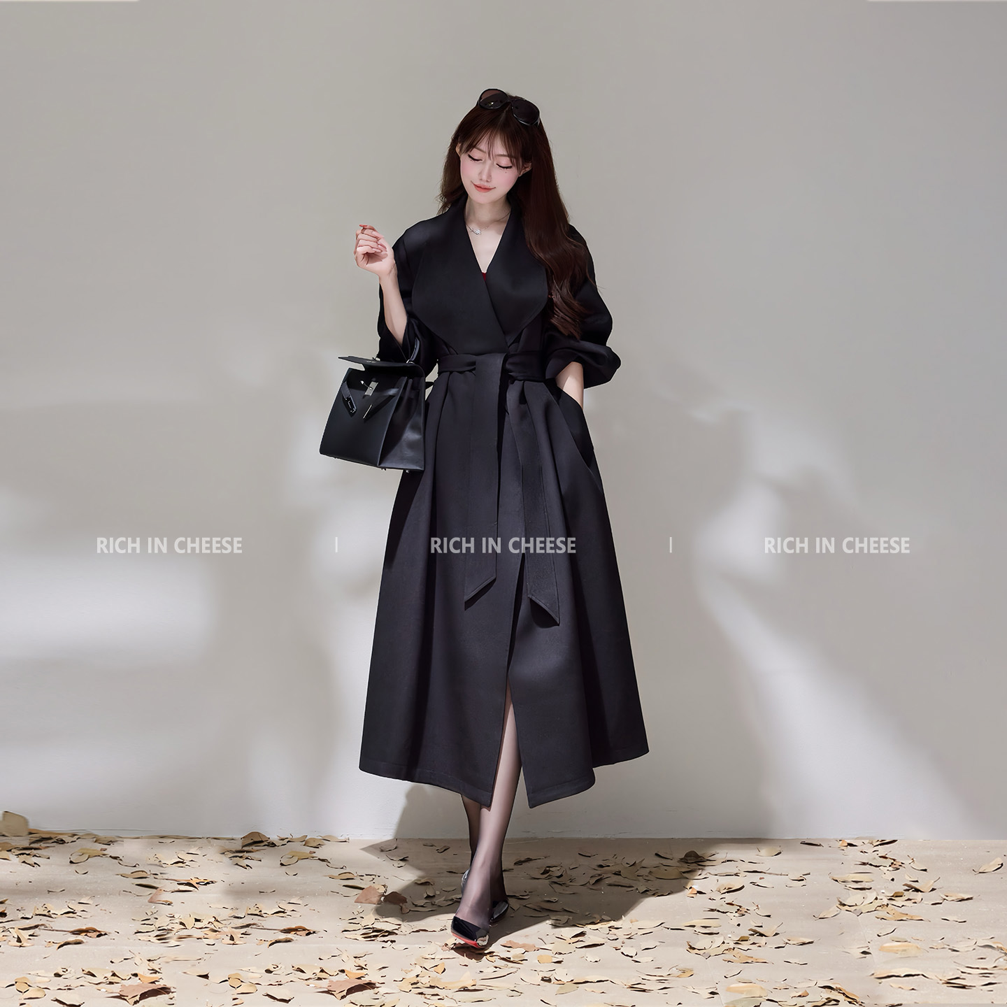 RICHINCHEESE 晚秋电影 小众设计翻领韩版系腰带收腰长款风衣外套