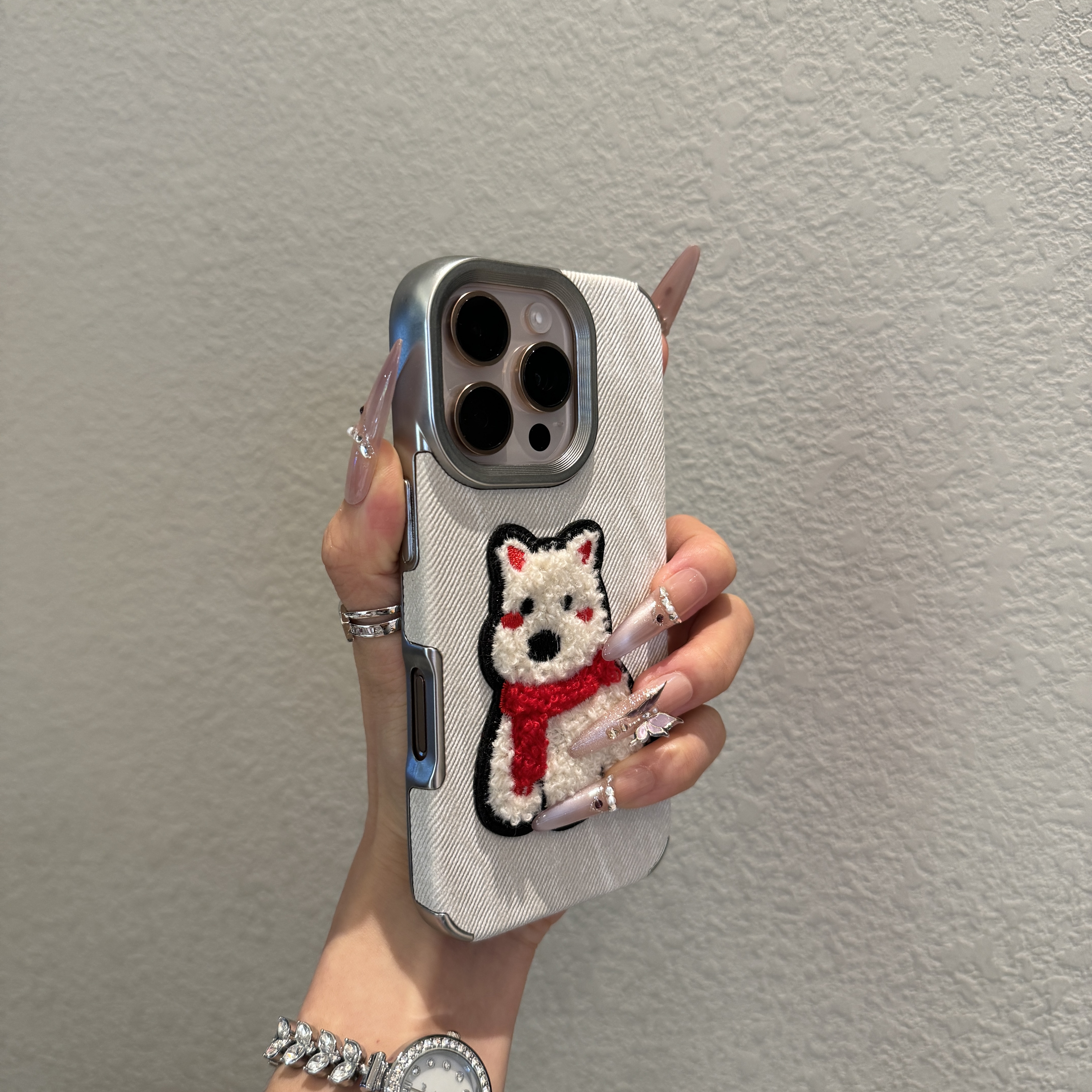 刺绣西高地狗狗适用苹果17promax手机壳iPhone16小众15可爱14立体