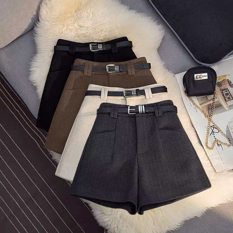 灰色高级感秋冬胖MM大码毛呢短裤女高腰显瘦时尚百搭休闲靴裤