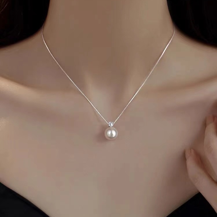 法式仿珍珠吊坠项链女时尚轻奢气质颈链女2025年爆款小众项链