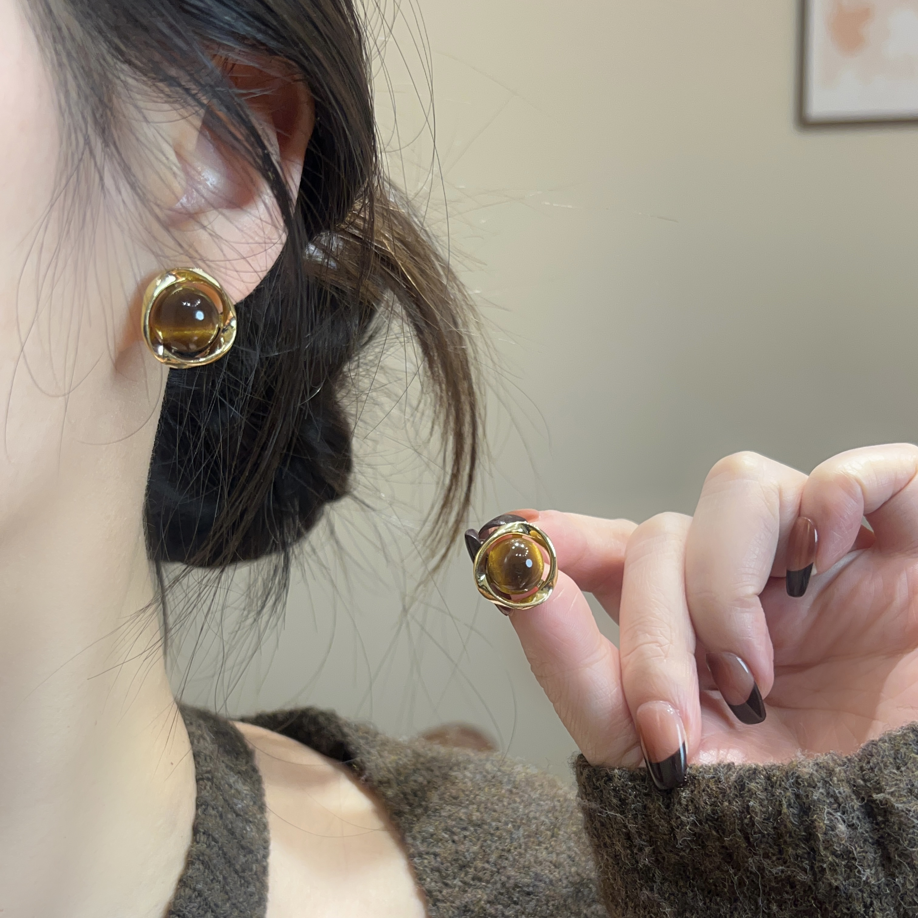 黑糖【耳饰】莫比乌斯猫眼石耳钉美拉德色系复古轻奢耳环E1877