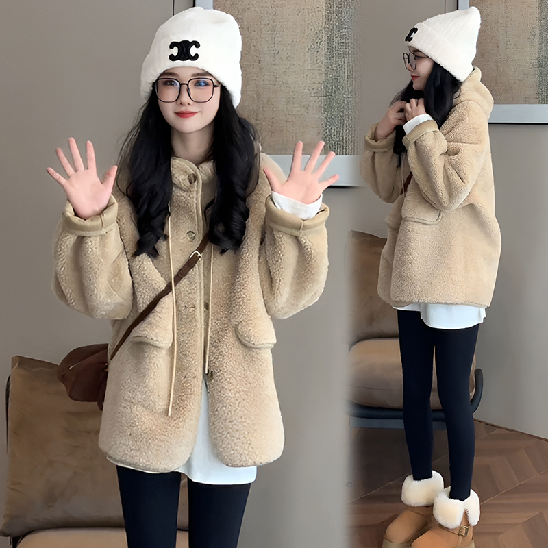 皮毛一体加厚保暖羊羔毛外套女2025新款冬季时尚抽绳连帽休闲显瘦