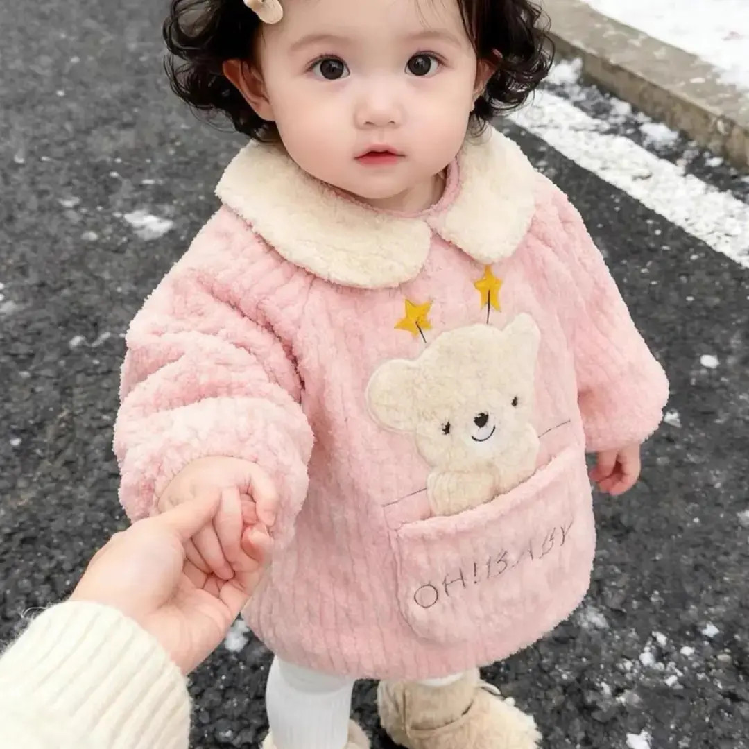 宝宝罩衣冬外穿洋气加绒加厚保暖儿童吃饭专用防水防脏围兜反穿衣