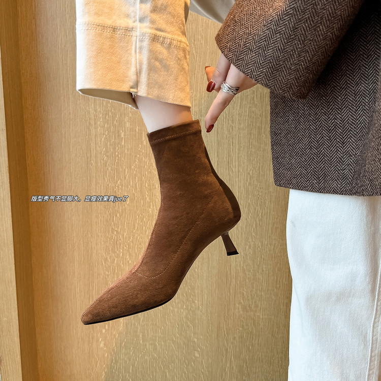 34-42大码袜靴2025秋冬新款短筒女靴子尖头弹力靴高跟瘦瘦靴短靴