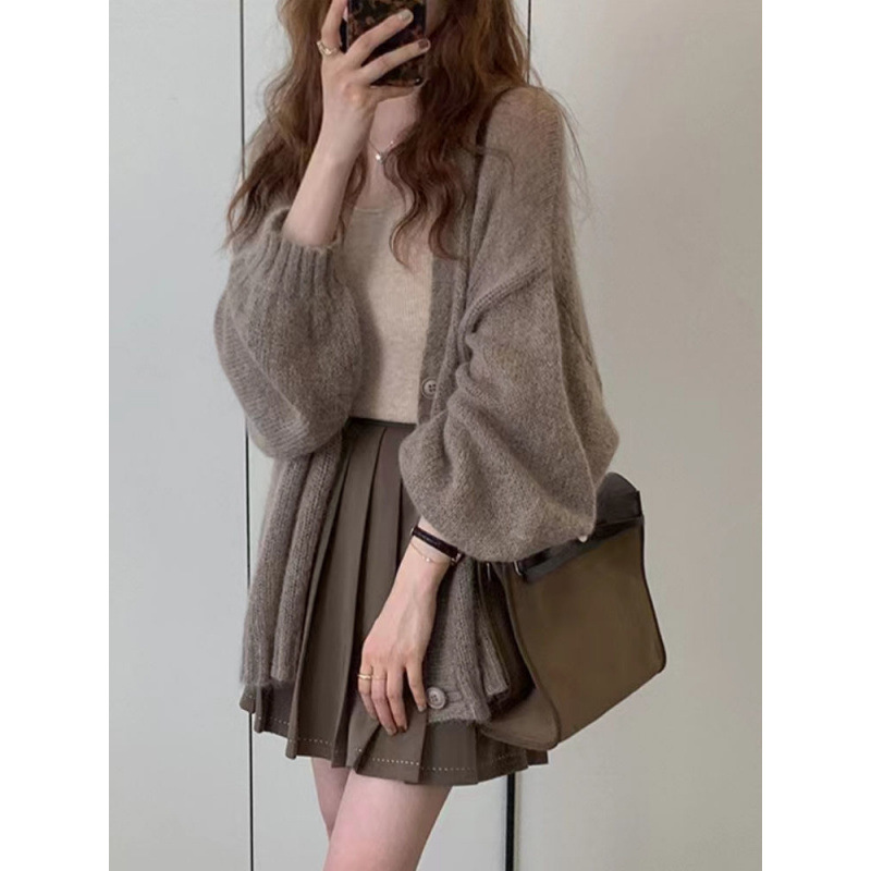 2025韩版大码软糯慵懒风咖色毛衣针织宽松开衫女秋冬外搭薄款外套