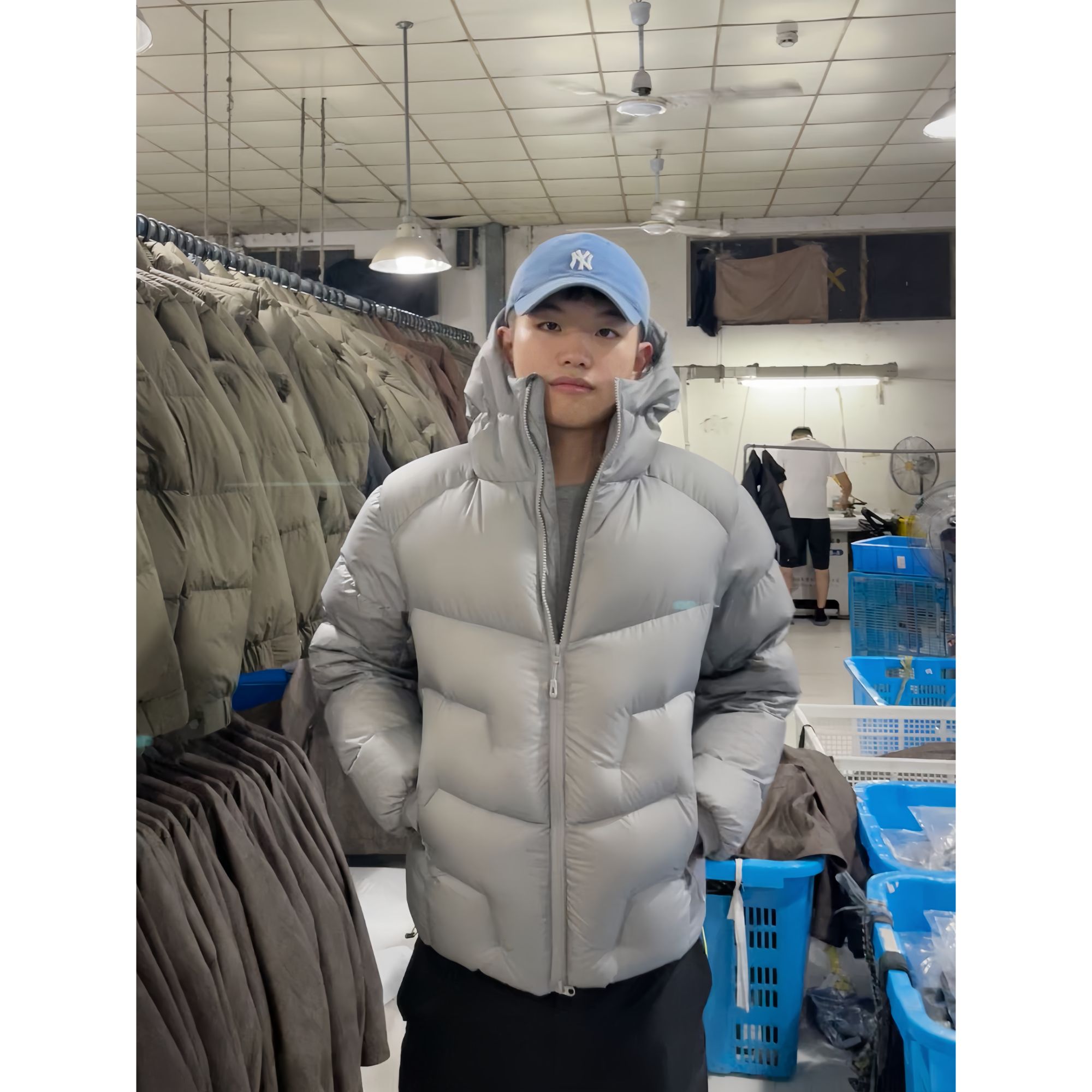 5000雪豹GT羽绒服90白鸭绒户外运动保暖轻量防风羽绒服冬季新款