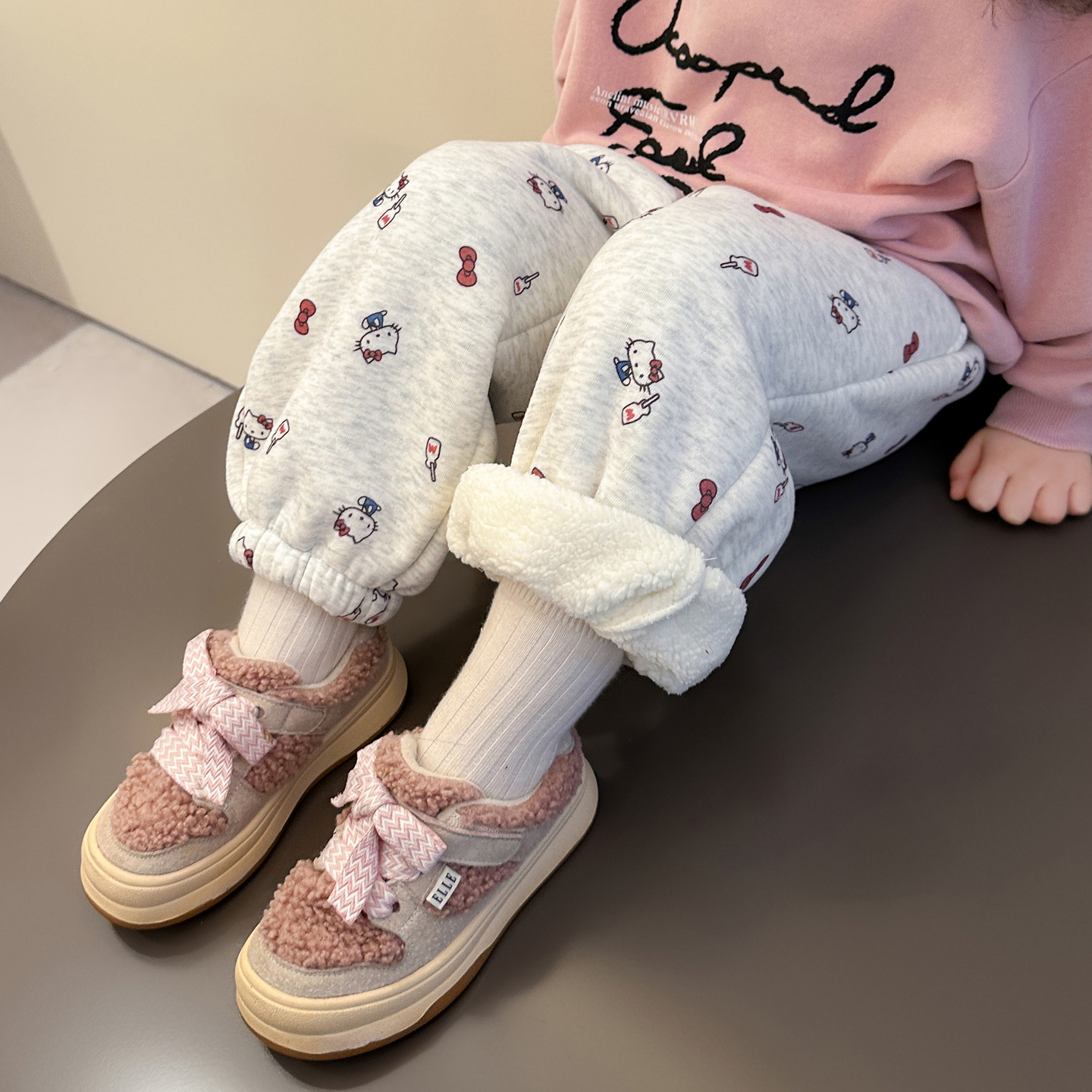 女童加绒kt猫裤子2025秋冬季新款儿童一体绒卫裤女宝宝冬装束脚裤