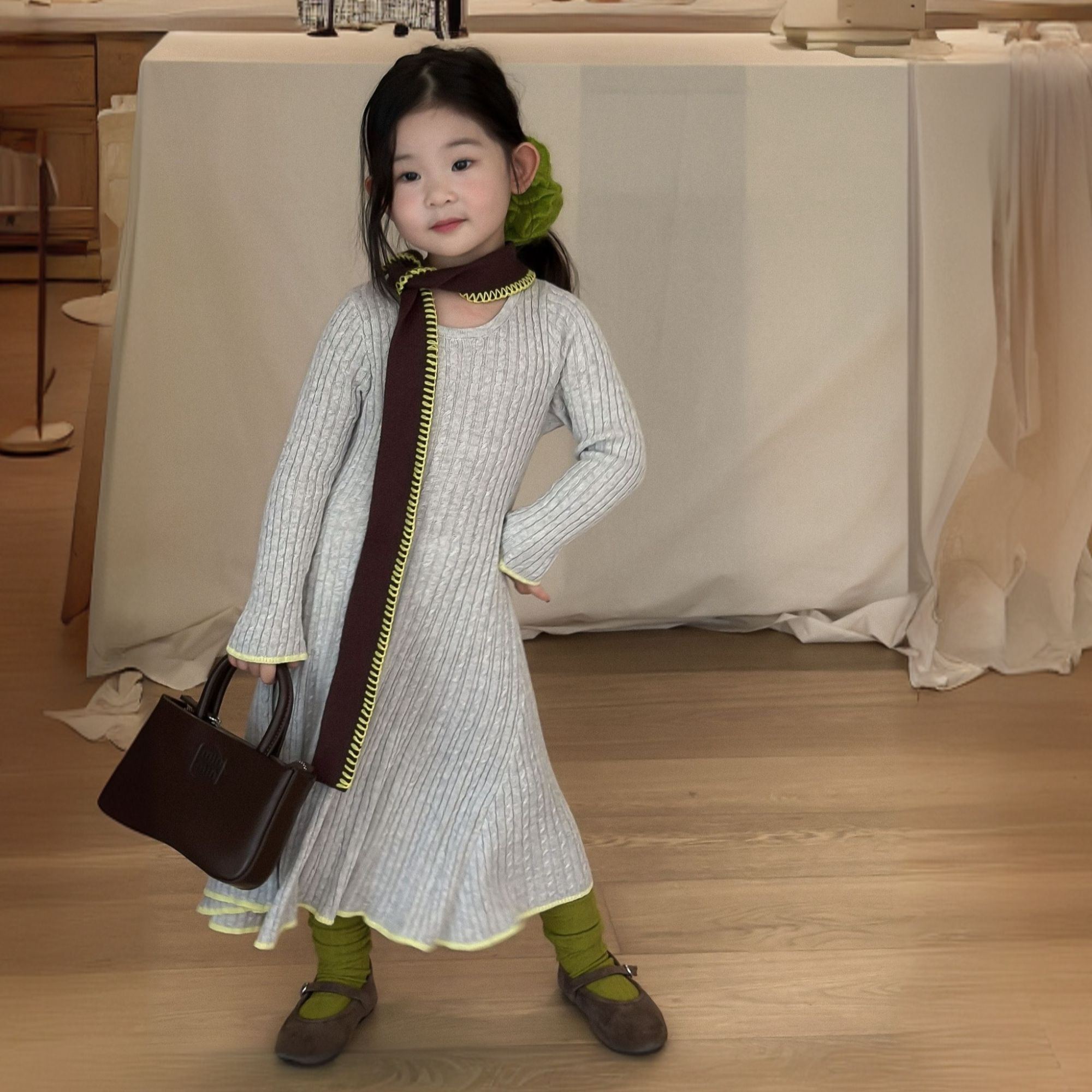 2025秋季款韩系女童长款针织毛线裙女宝时髦洋气麻花坑条针织裙