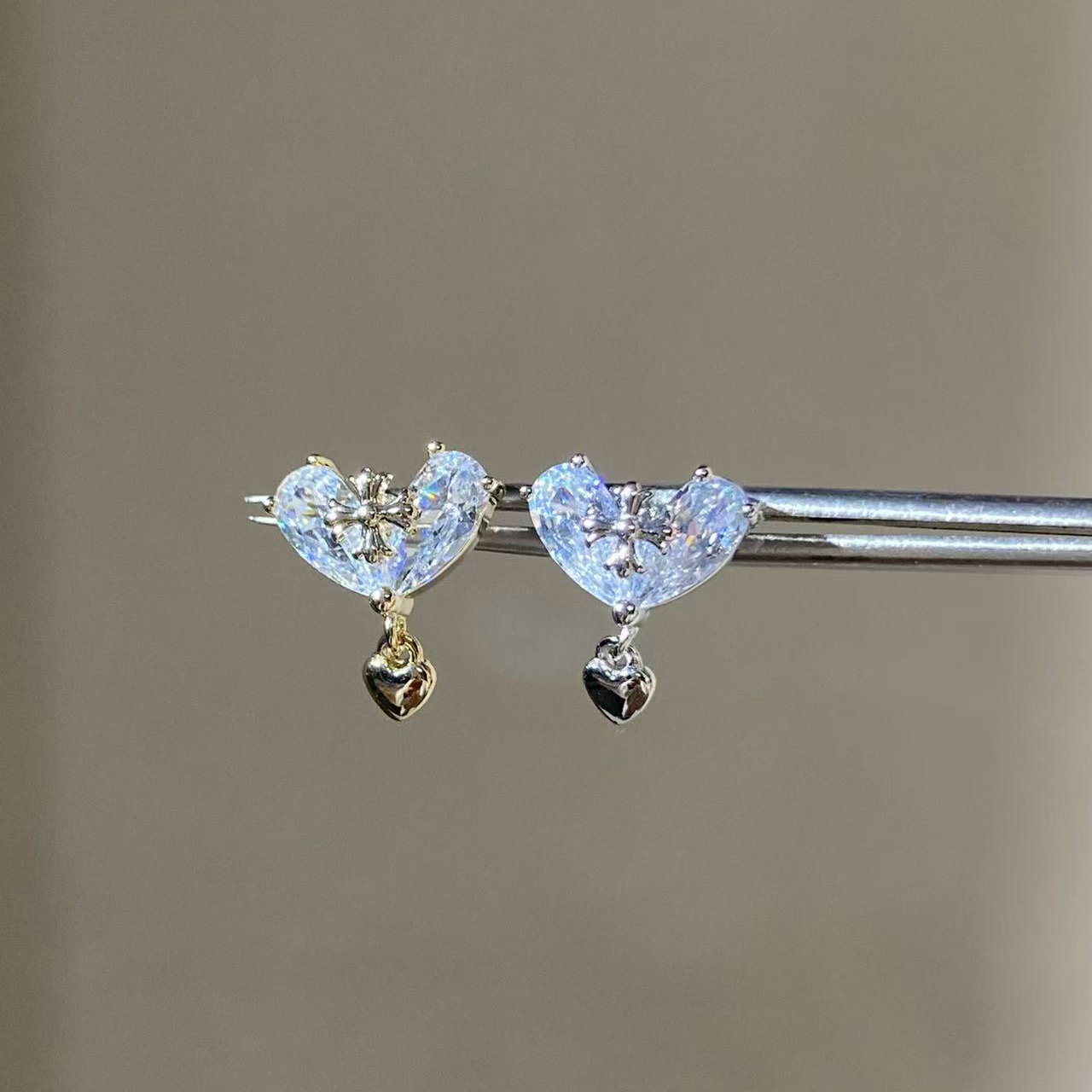 合金锆石耳饰 【D091】爱心耳钉耳垂钉耳骨钉内螺旋外螺旋钛合金