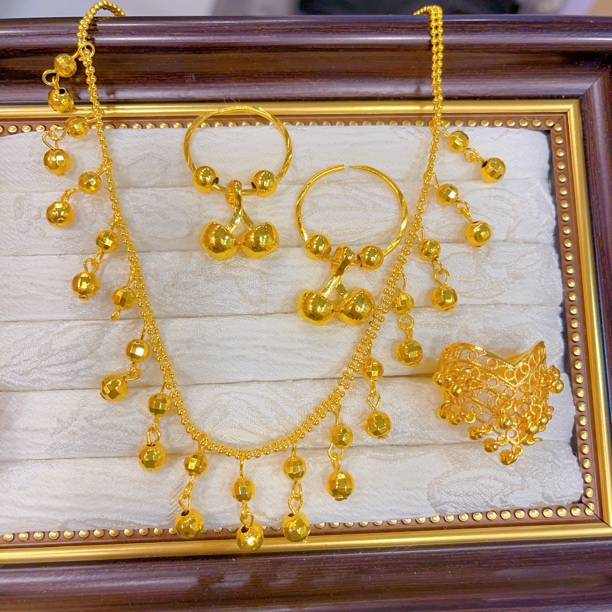 铜合金项链 2204新款三件套首饰耳环项链戒指爆款白搭时尚金色