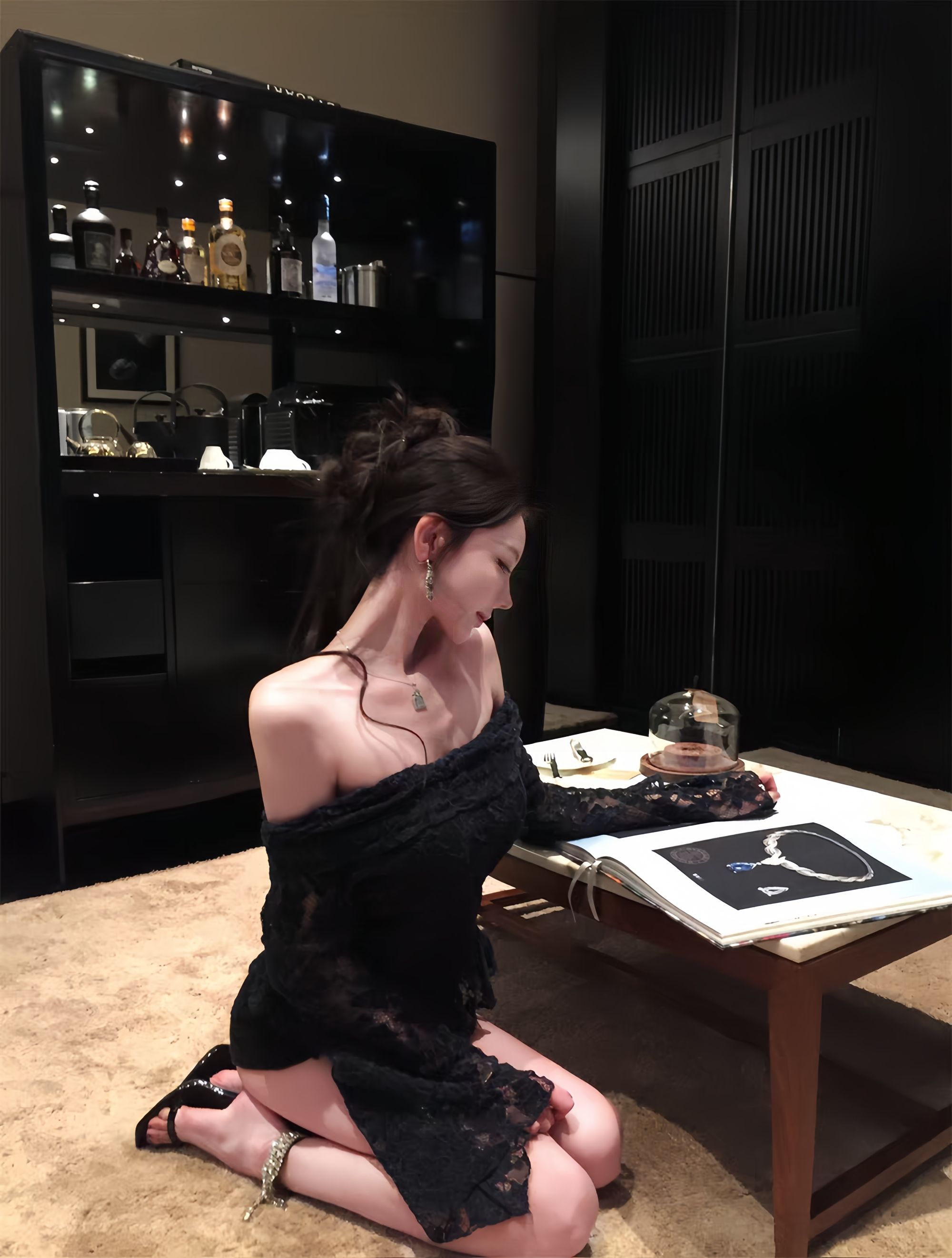 蕾丝绮梦 纯欲风辣妹性感一字肩蕾丝长袖上衣高腰显瘦百搭短裤女