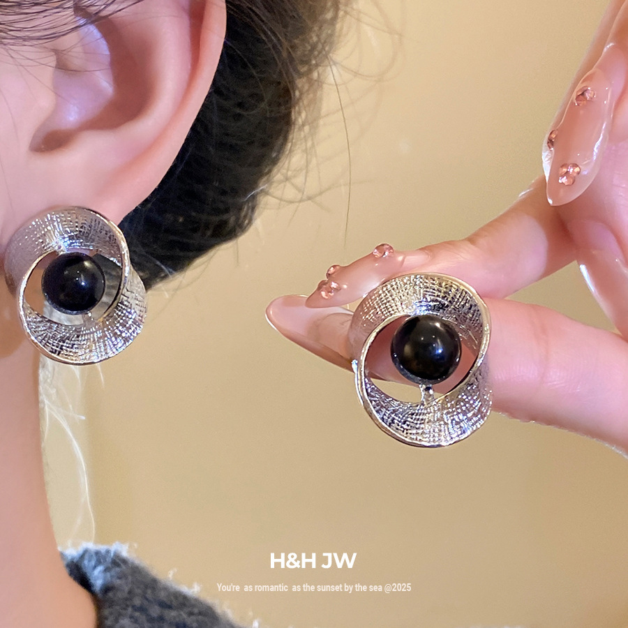 铜合金锆石耳饰 银针圆珠扭曲褶皱耳环个性冷淡风气质耳钉小众高