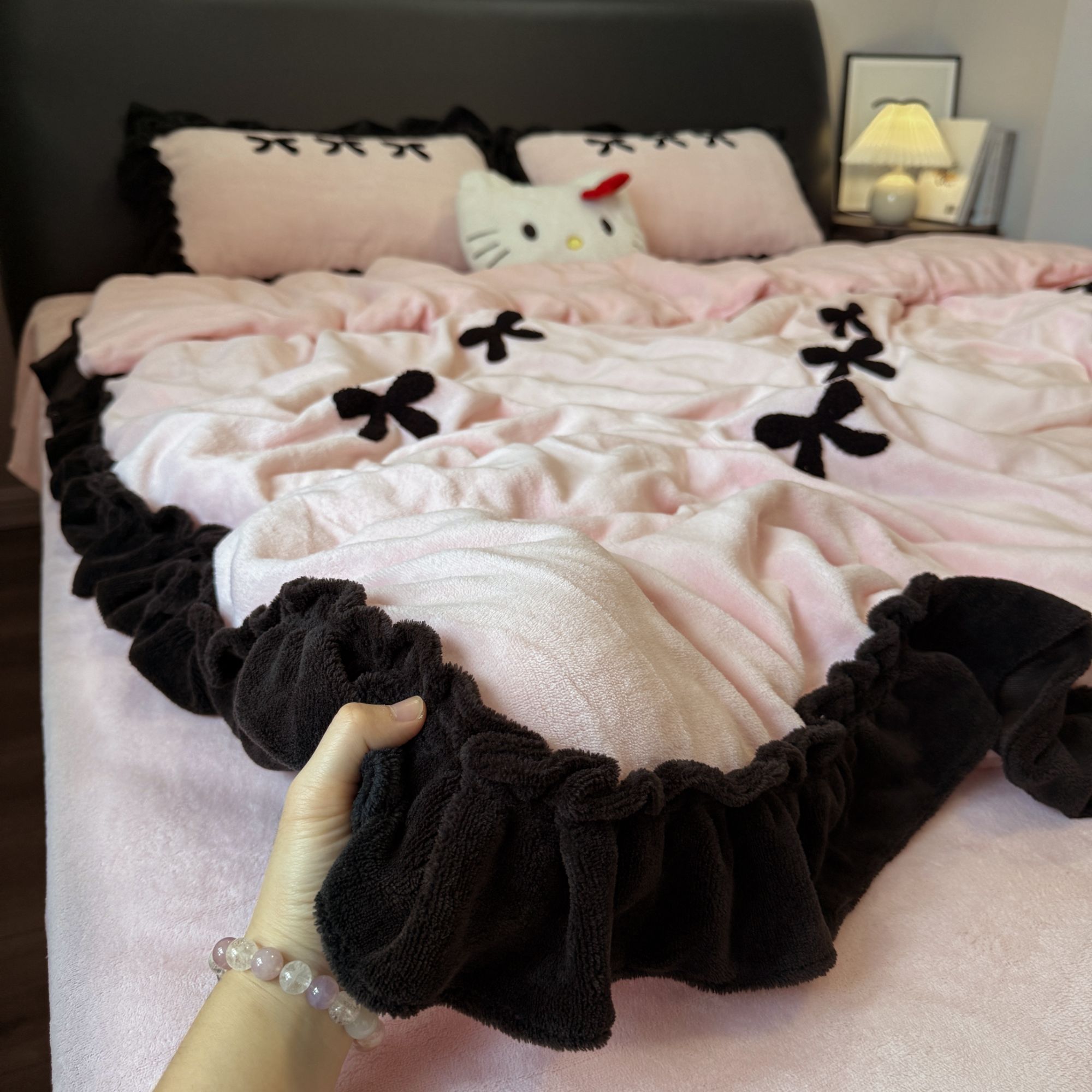 牛奶绒床上四件套冬季珊瑚绒双面加绒法兰绒加厚花边被套三件套