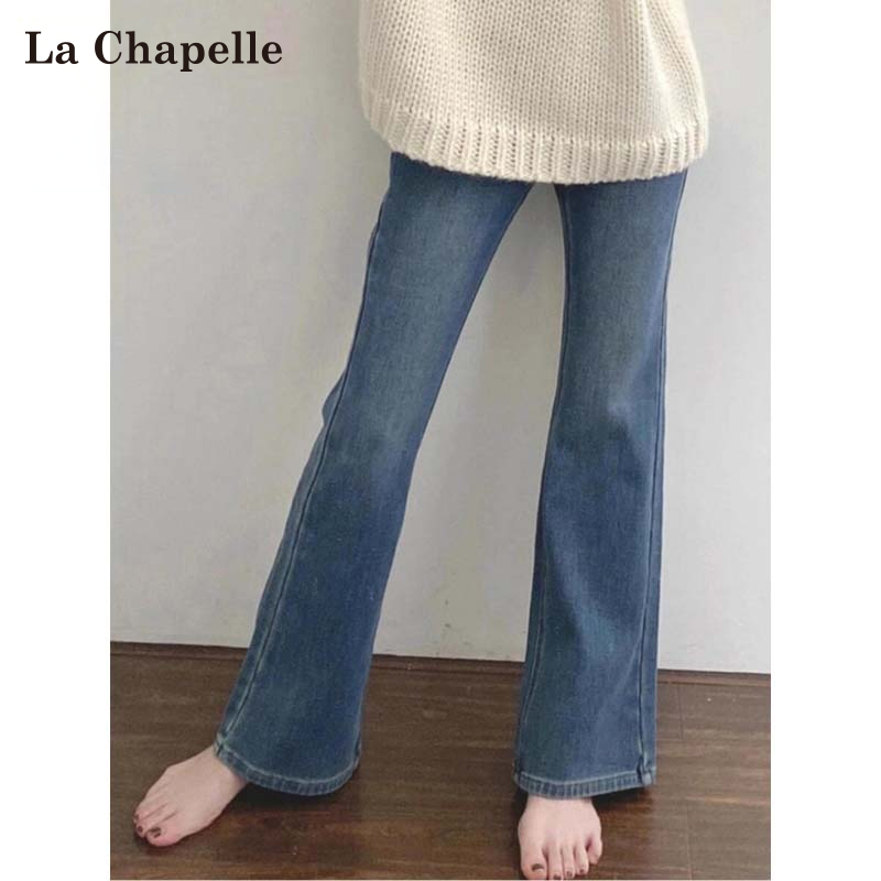 拉夏贝尔蓝色加绒微喇牛仔裤女秋冬2025新款修身小个子马蹄喇叭裤