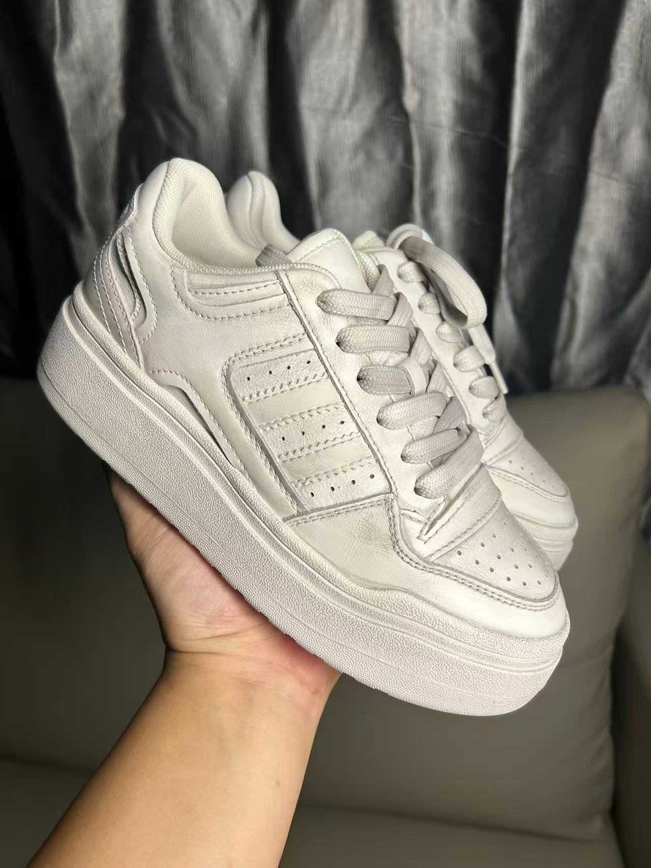 欧货2025新款极简风小白鞋做脏做旧真皮厚底增高休闲板鞋潮流百搭