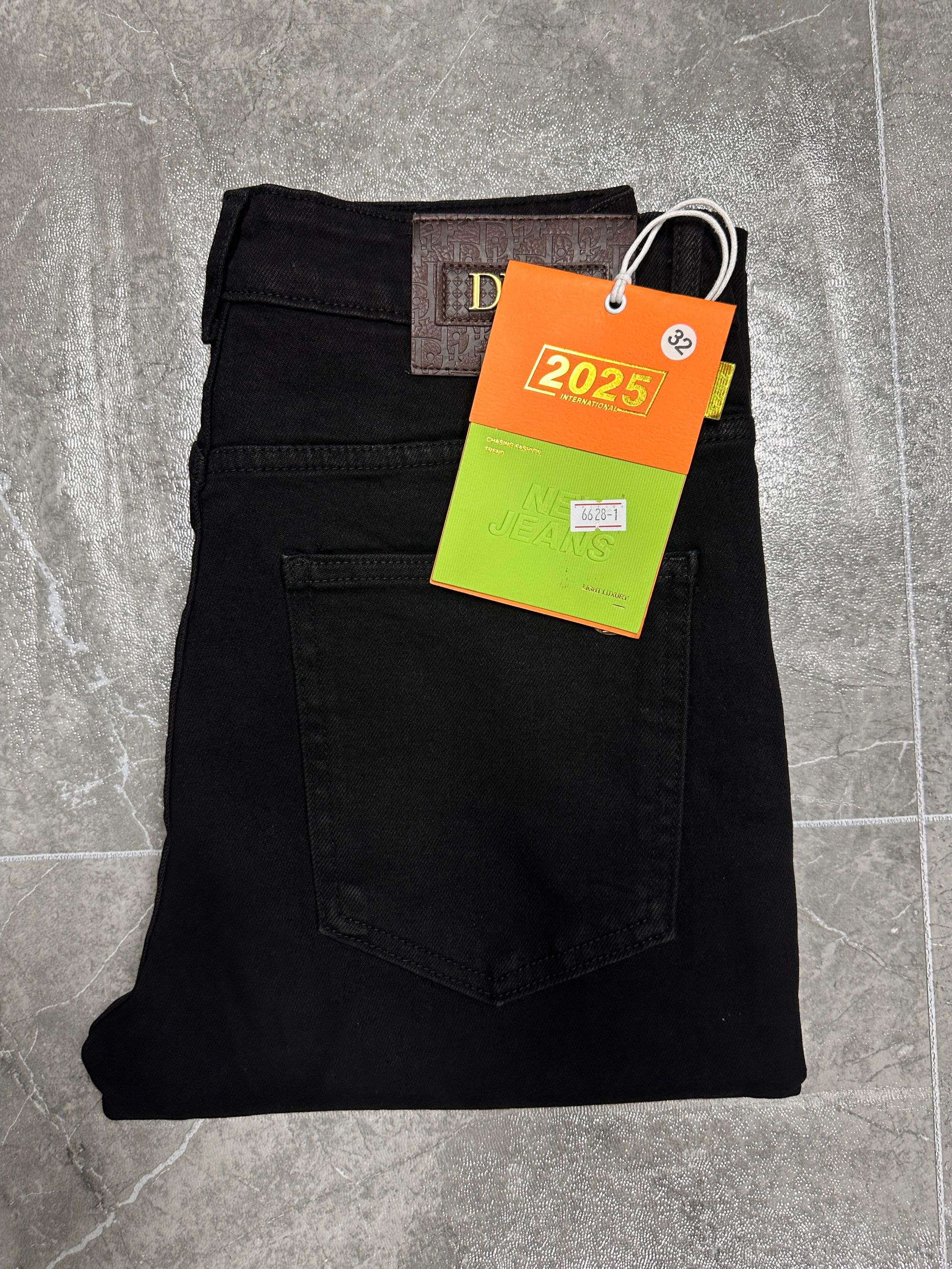 直筒裤长裤简约风男活力风牛仔裤黑色打底修身裤子时尚休闲裤6628