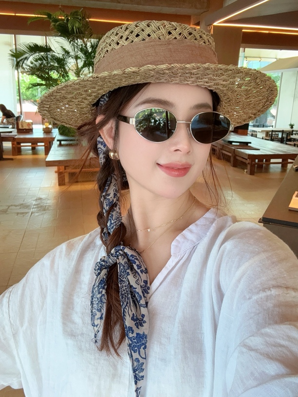 蓝色青花瓷长条丝巾女高级艺术感薄款颈饰印花氛围感防晒显白披肩