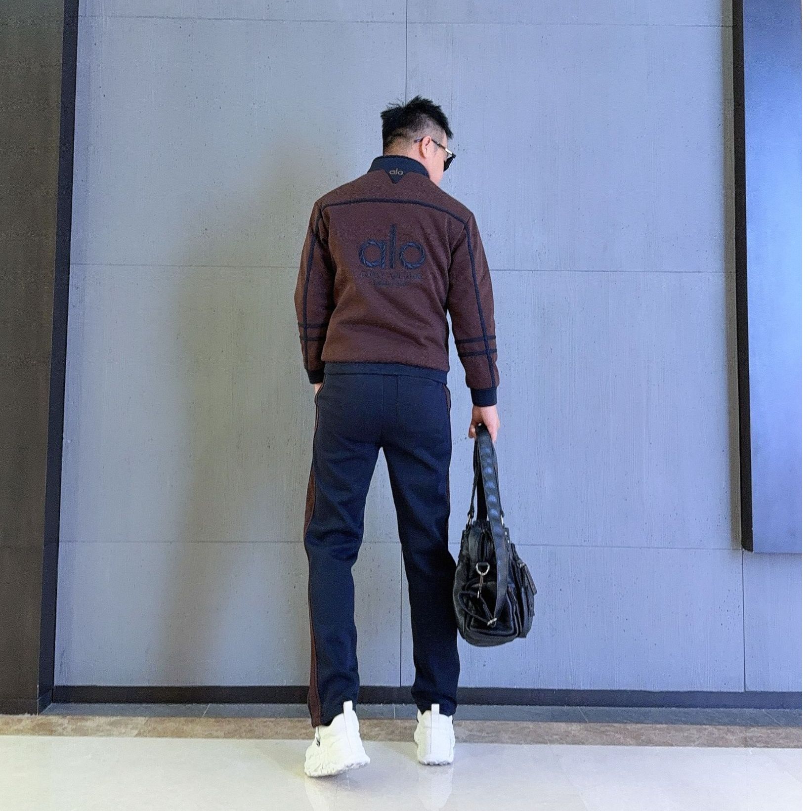 秋冬新款男士加绒休闲套装时尚百搭撞色拼接立领外套直筒长裤套装