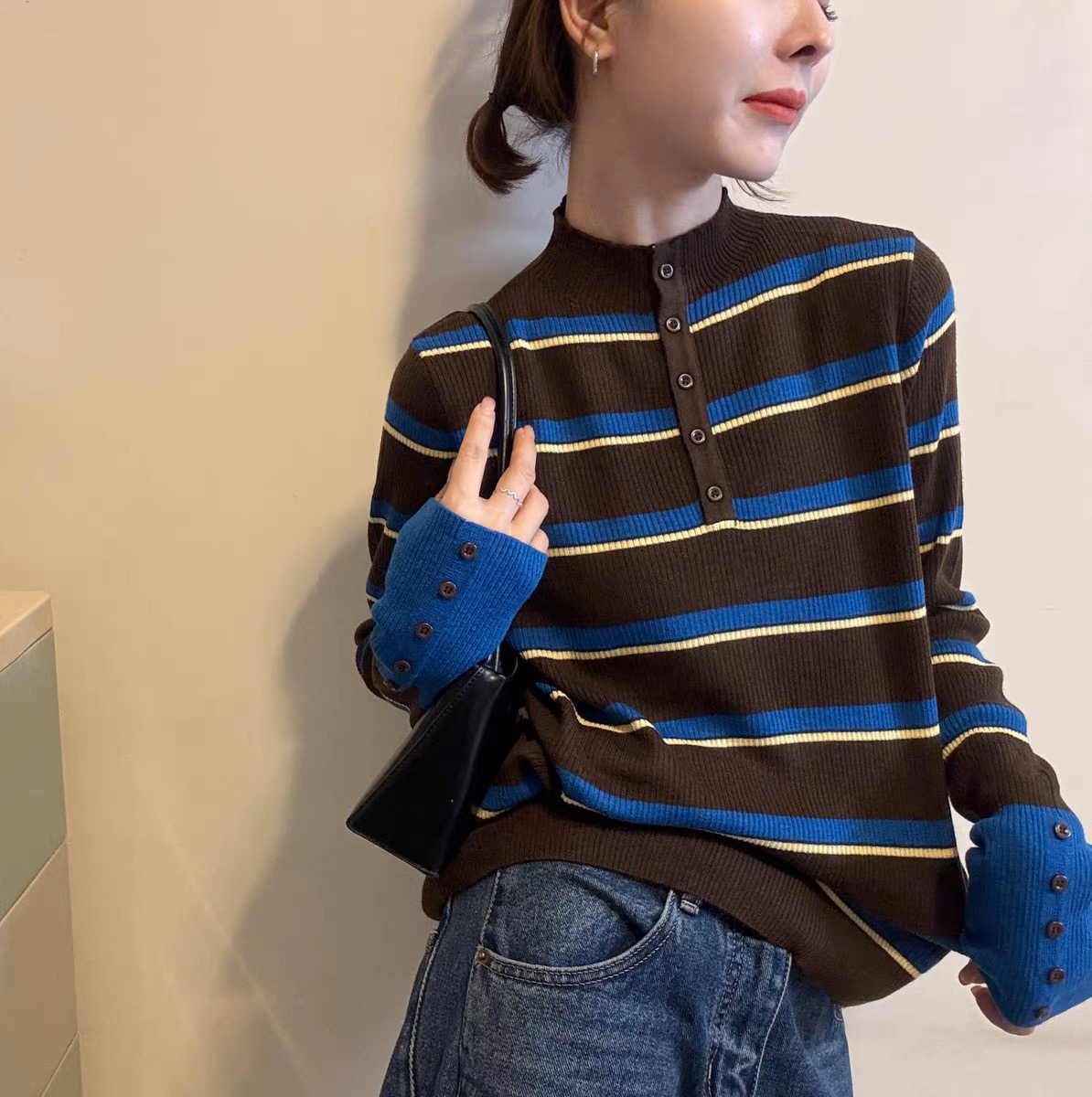 【原版】欧洲站2025冬季小立领设计长袖百搭修身撞色条纹针织衫女