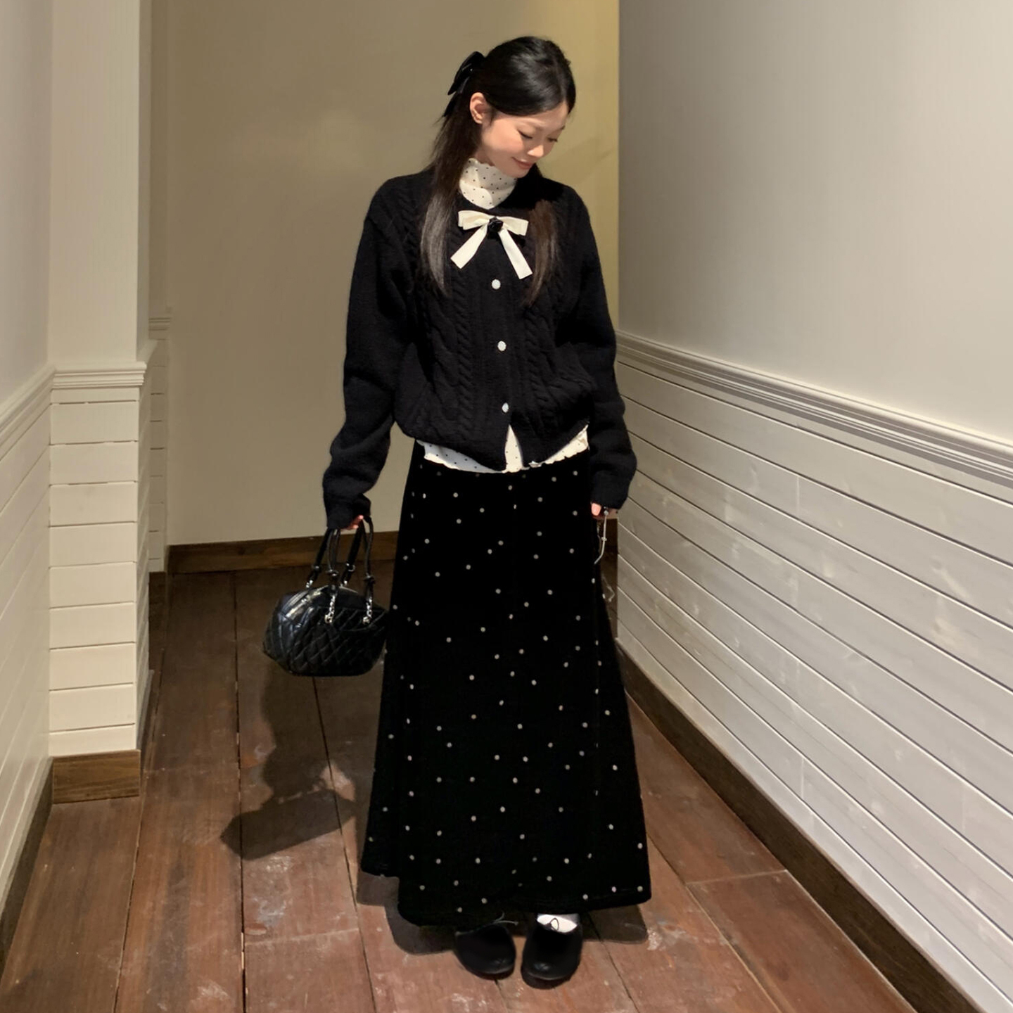 2025时尚款黑色针织套装连衣裙子女秋冬季富家千金气质穿搭一整套