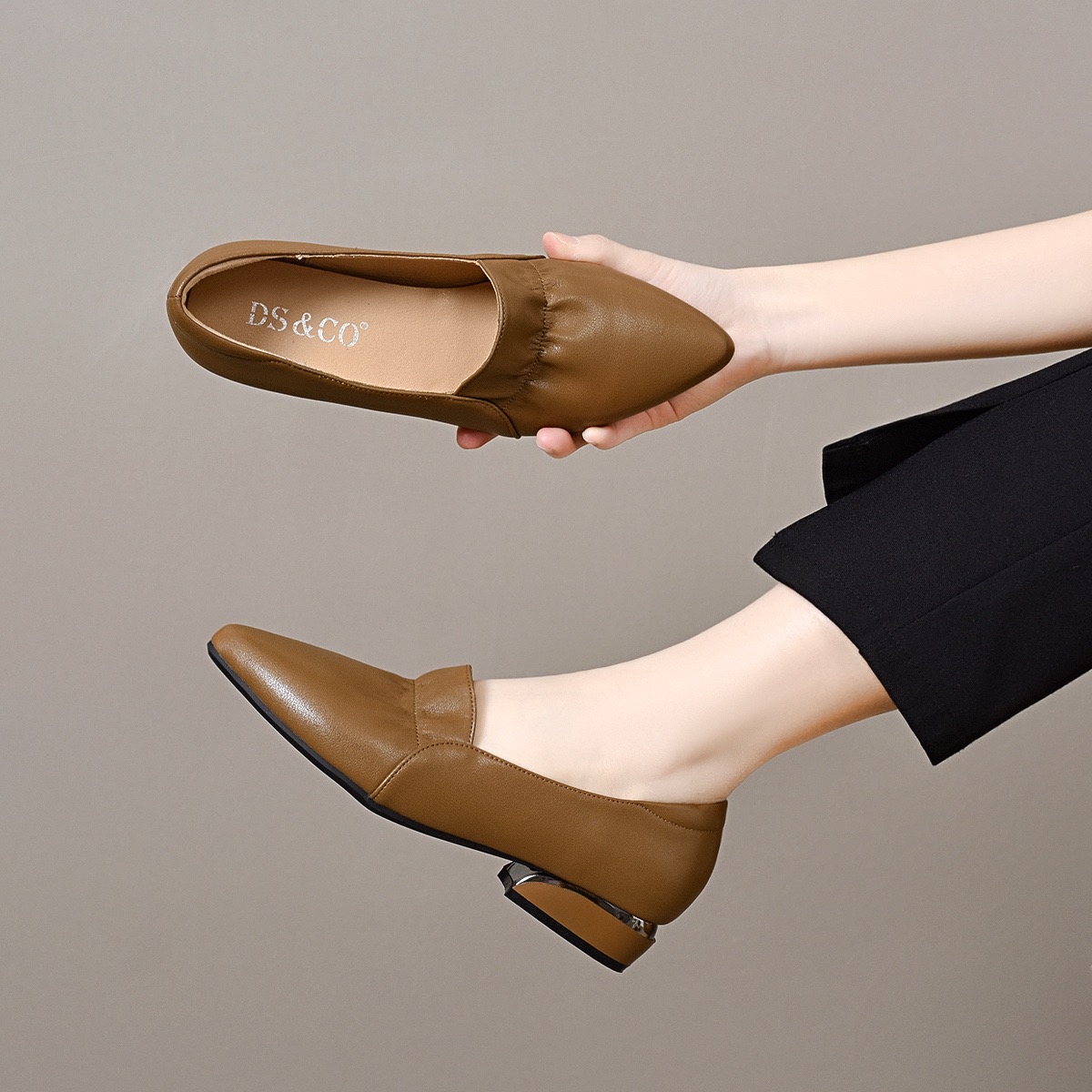 真皮荷叶边软皮舒适时尚豆豆鞋皮鞋工作鞋显高显瘦显年轻女士