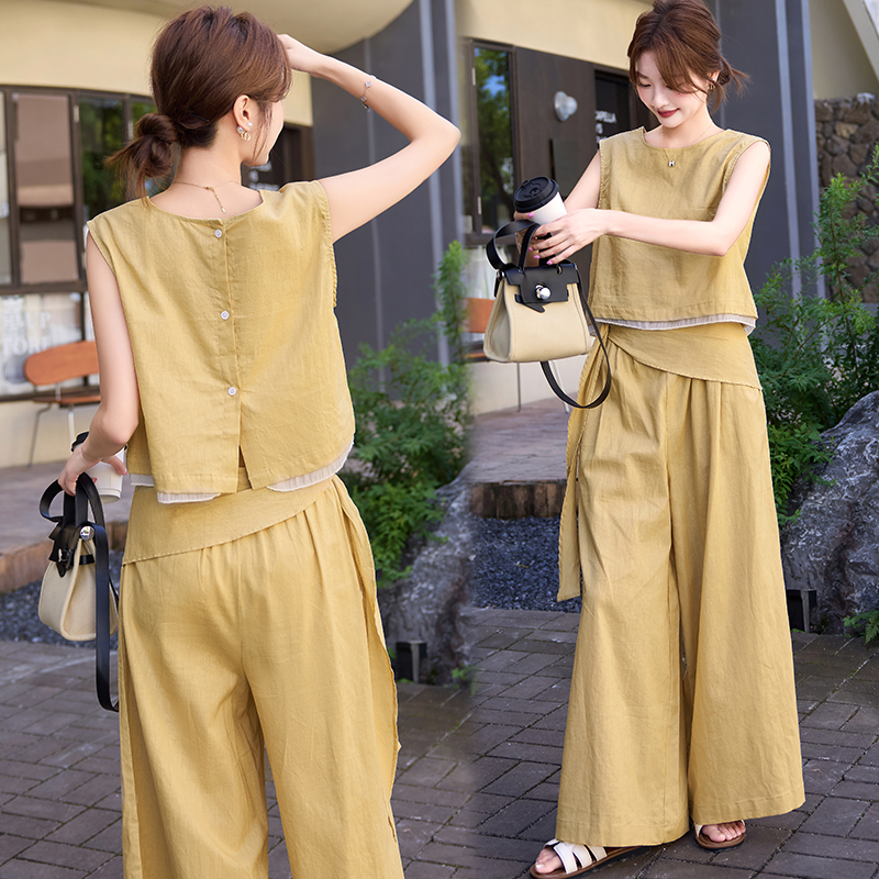 2025年夏季新款潮流慵懒感无袖上衣纯色休闲裤两件套女生显瘦套装