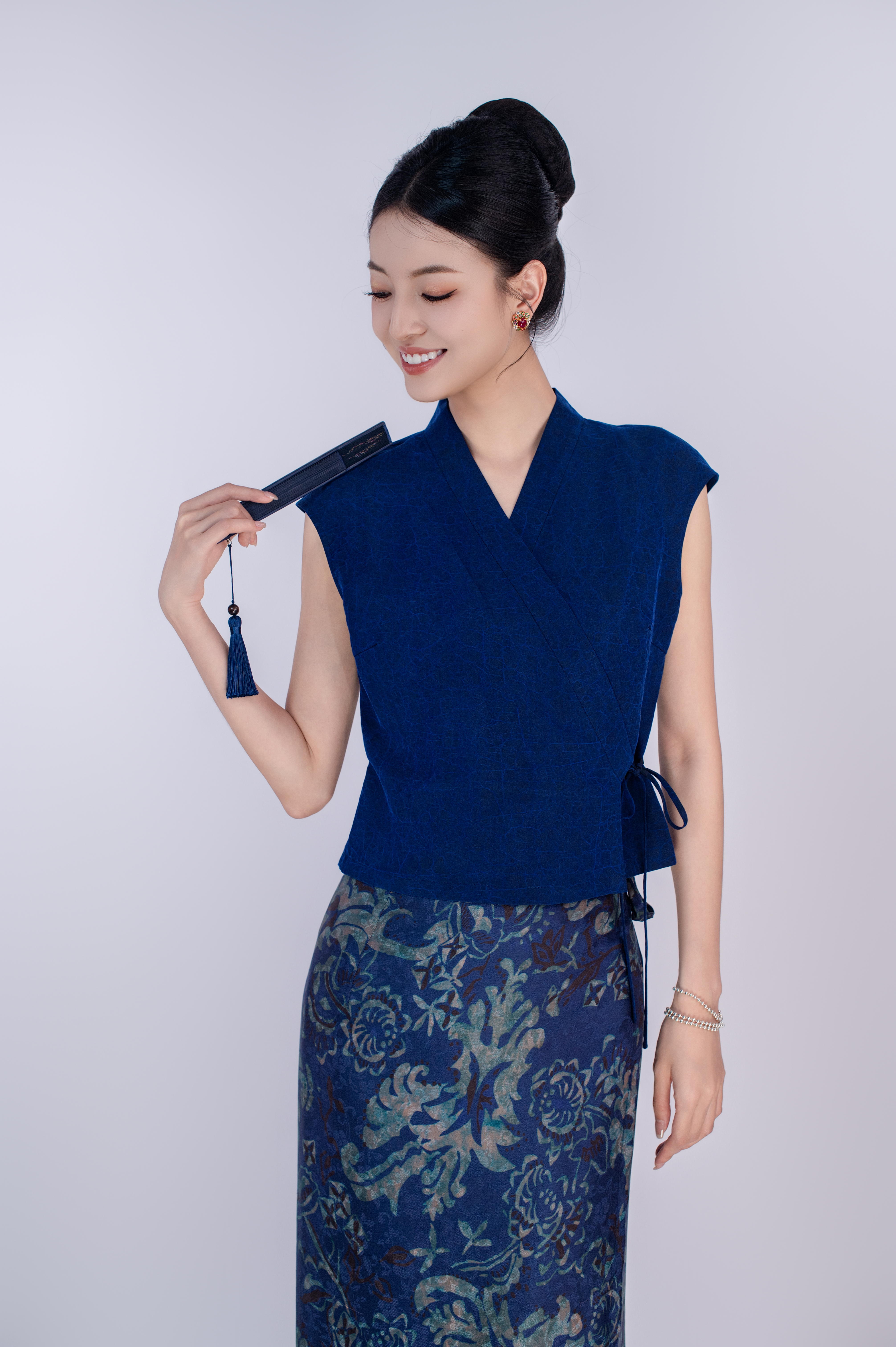 玉家人《勐净》满分真丝龟裂纹马甲傣族服装改良服饰中国风民族风
