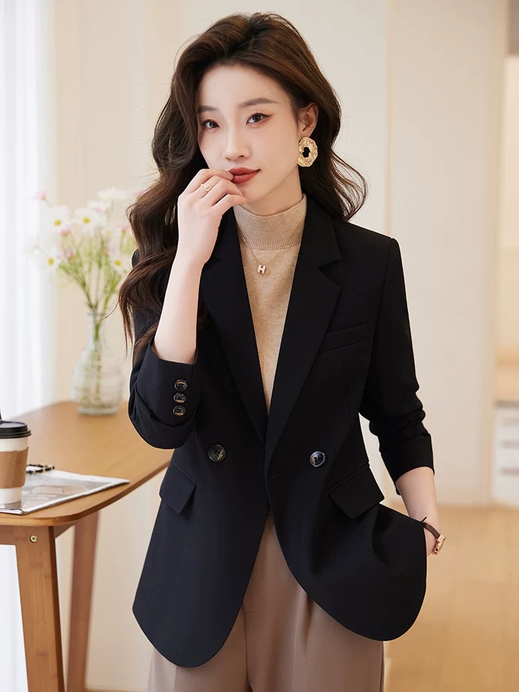 黑色小西装外套女春秋2025新款小个子休闲气质高级感修身西服上衣