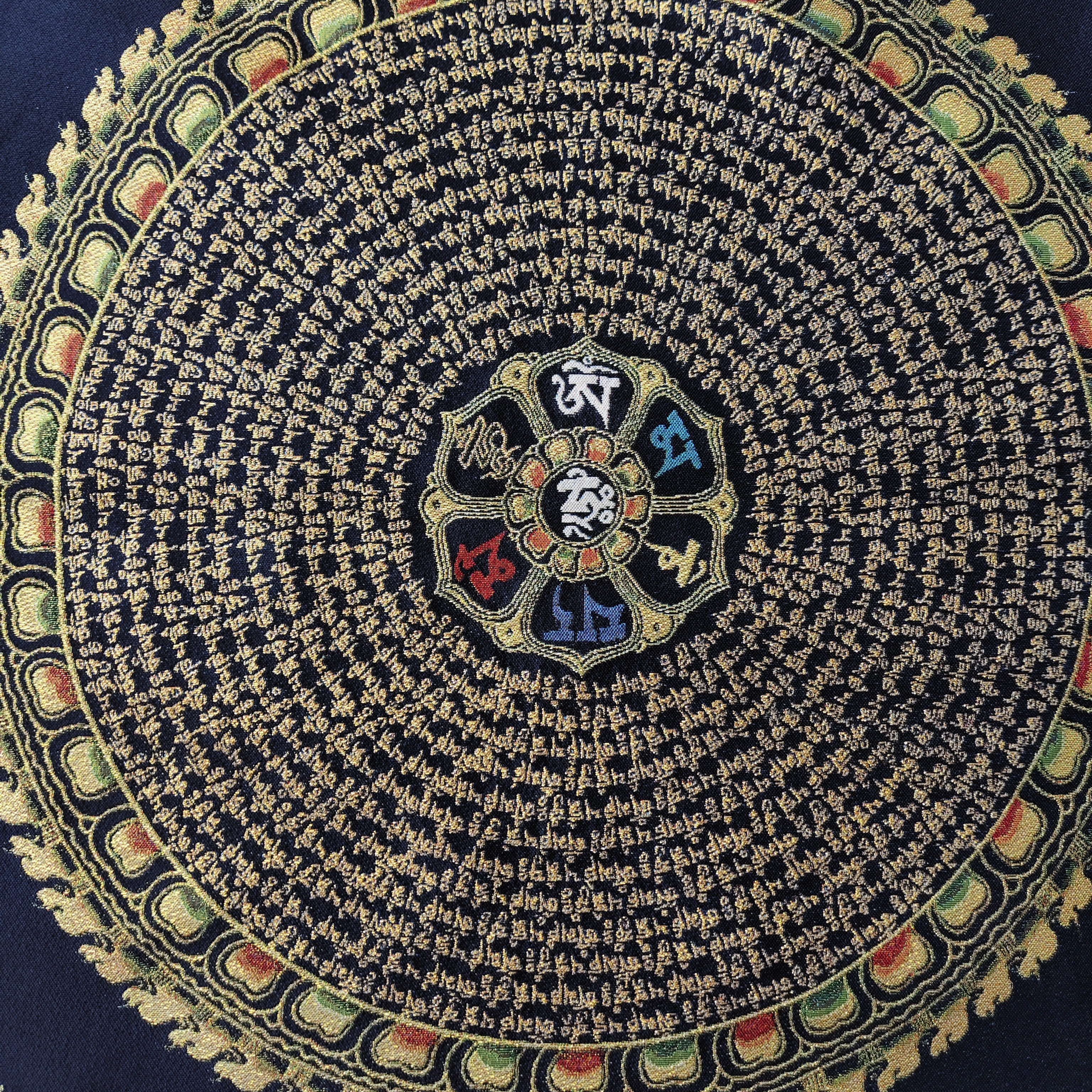 六字真言织锦刺绣画心实拍。客厅茶室书房玄关装饰挂画60✘唐卡挂画