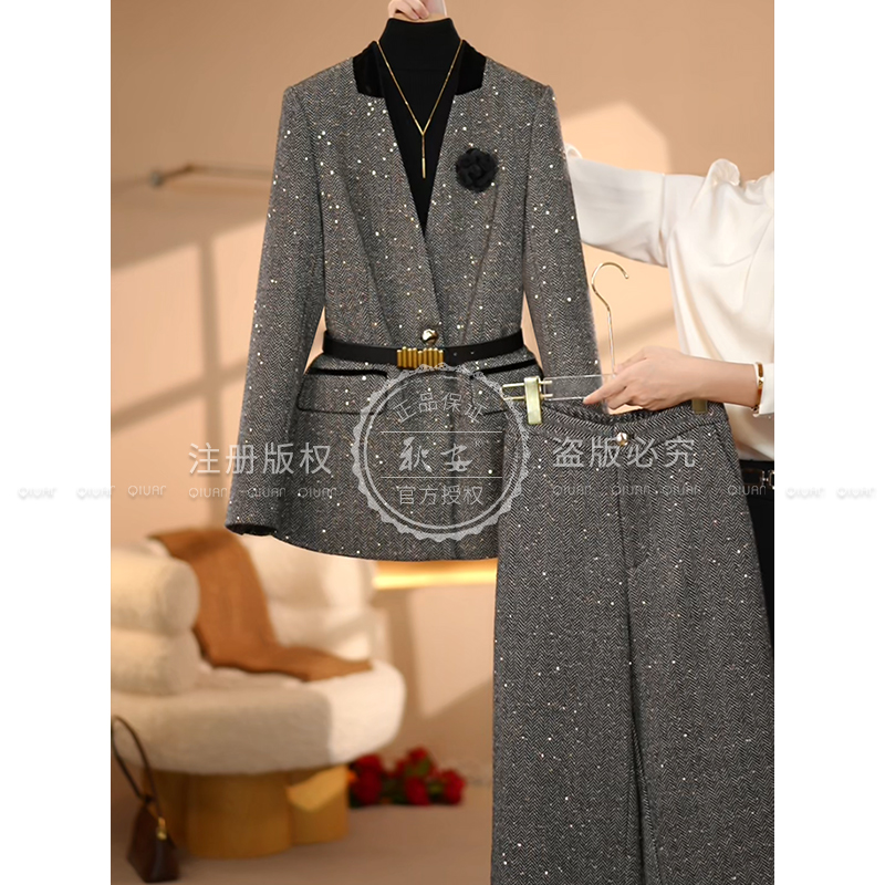 【木木衣橱】2025秋冬新款黑灰亮闪优雅时尚气质减龄休闲复古套装