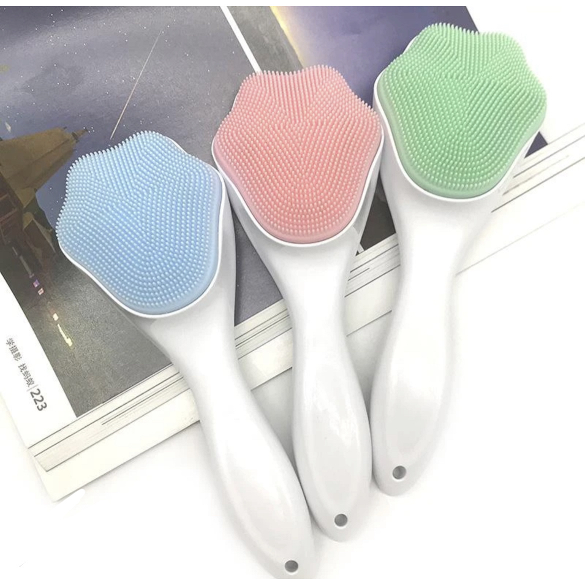 新款家用硅胶刷头洗脸神器可爱软毛成人韩式手动洗脸刷按摩刷柔软