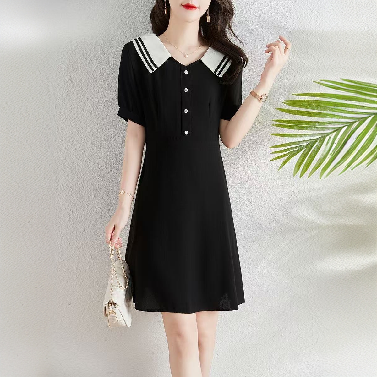 轻奢气质娃娃领连衣裙收腰显瘦小个子a字裙夏季新款减龄时尚